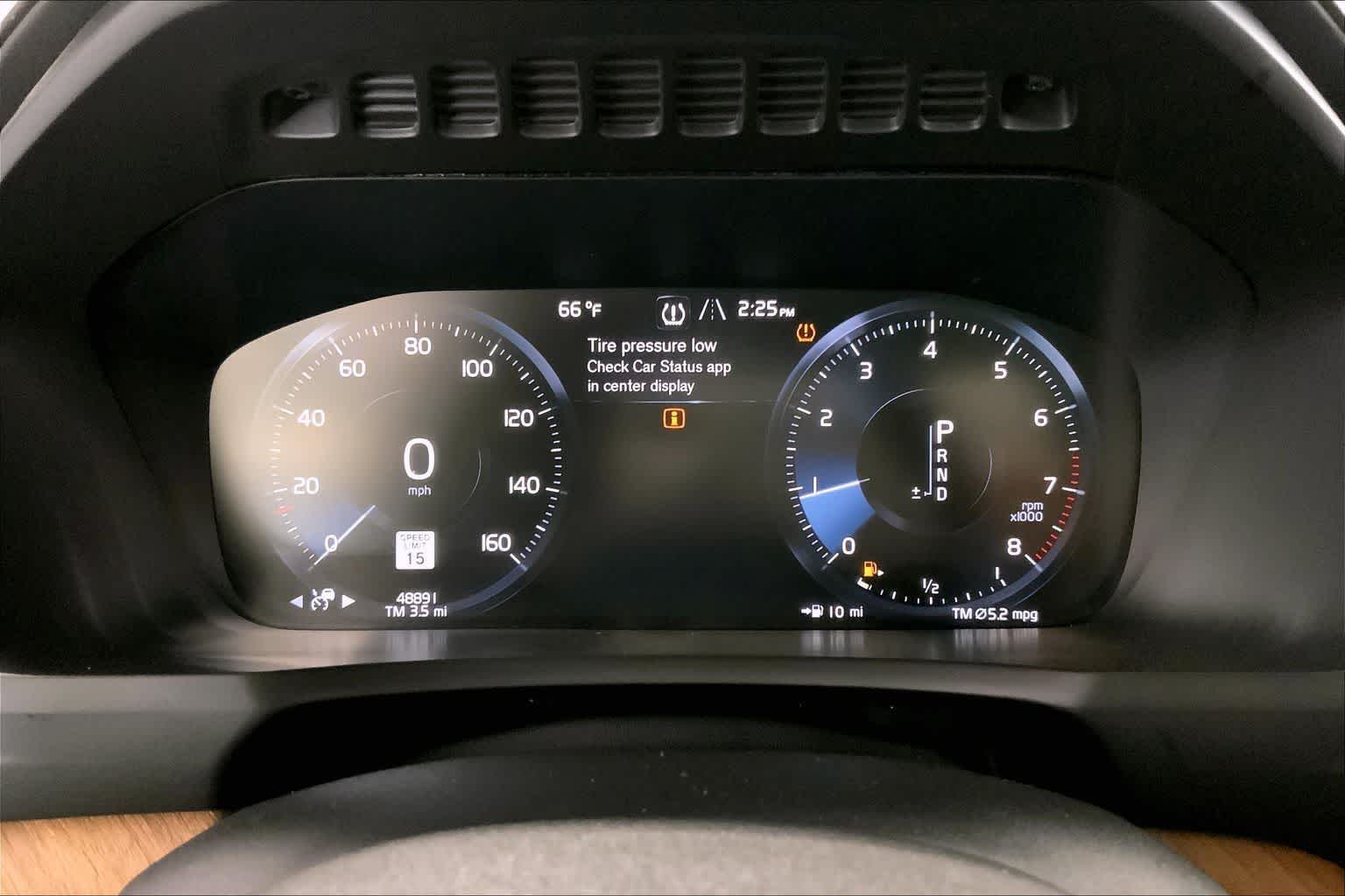 Thumbnail: 2019 Volvo XC90 - 15
