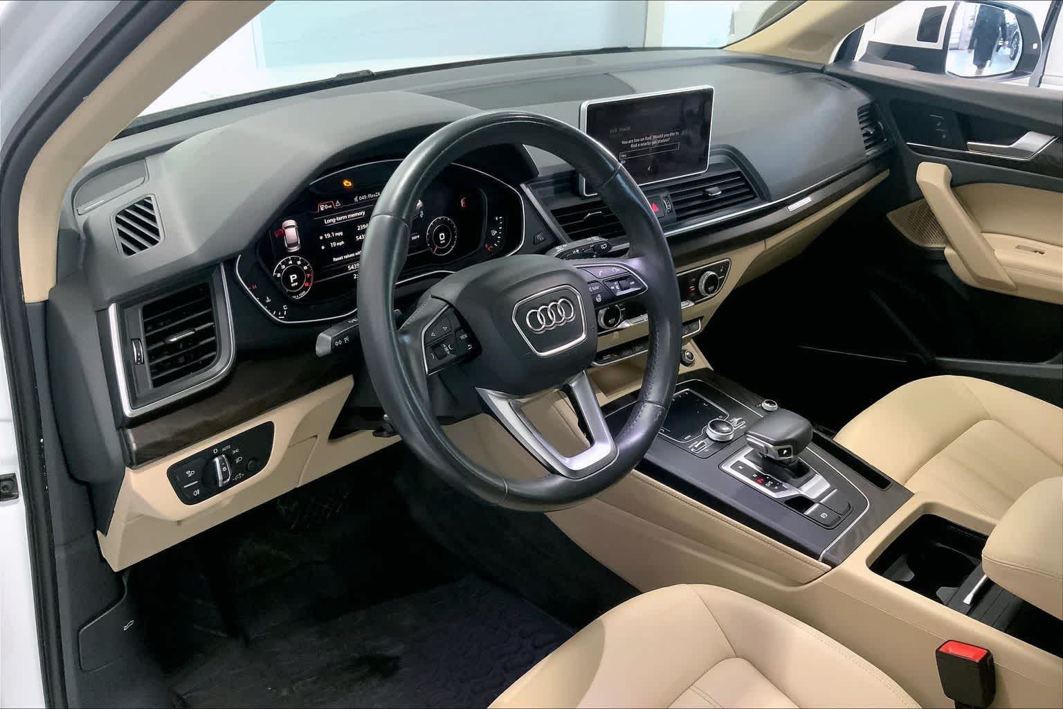 Thumbnail: 2020 Audi Q5 - 2