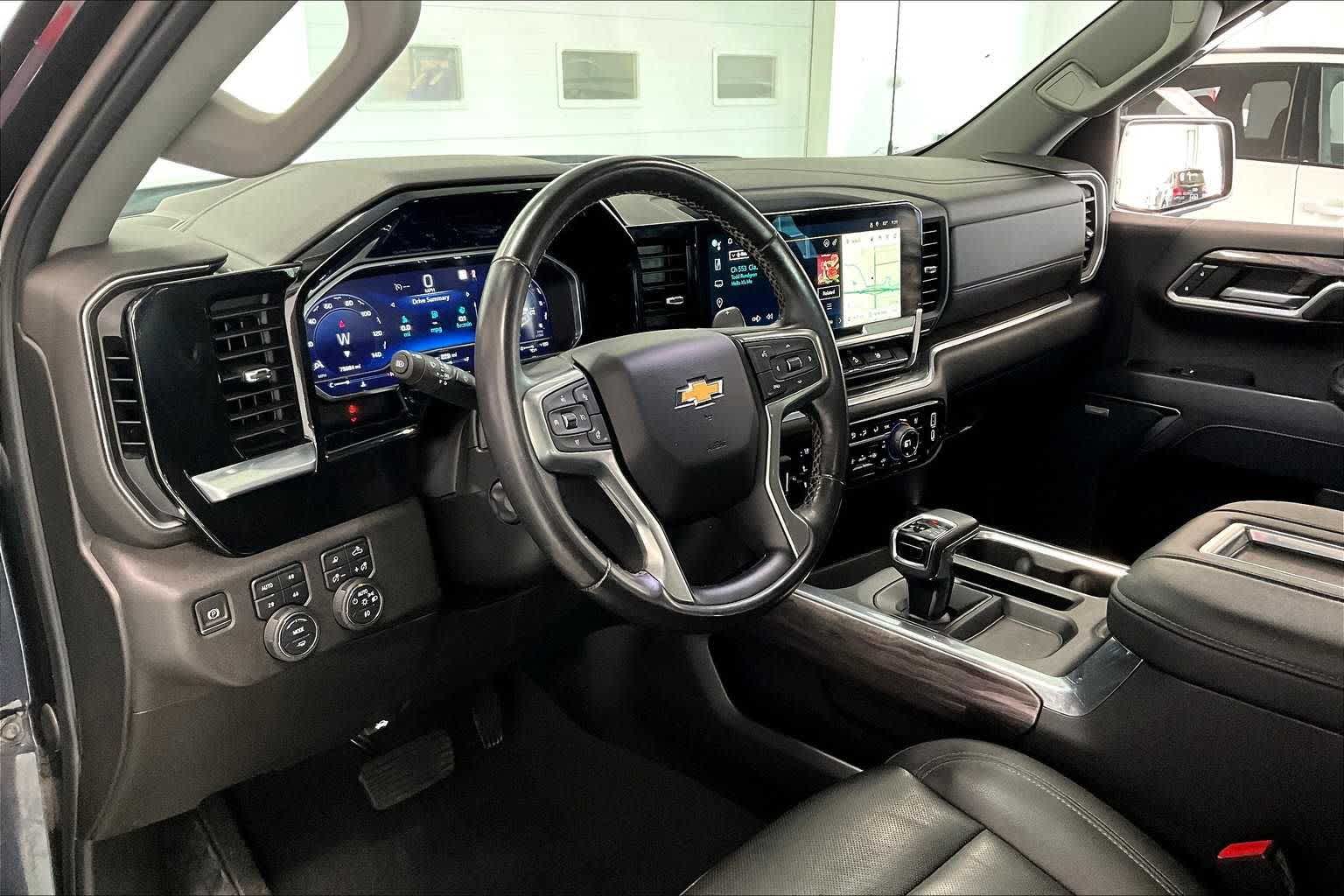 Thumbnail: 2022 Chevrolet Silverado 1500 - 2