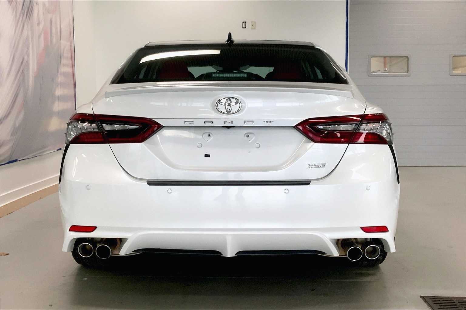 Thumbnail: 2022 Toyota Camry - 5