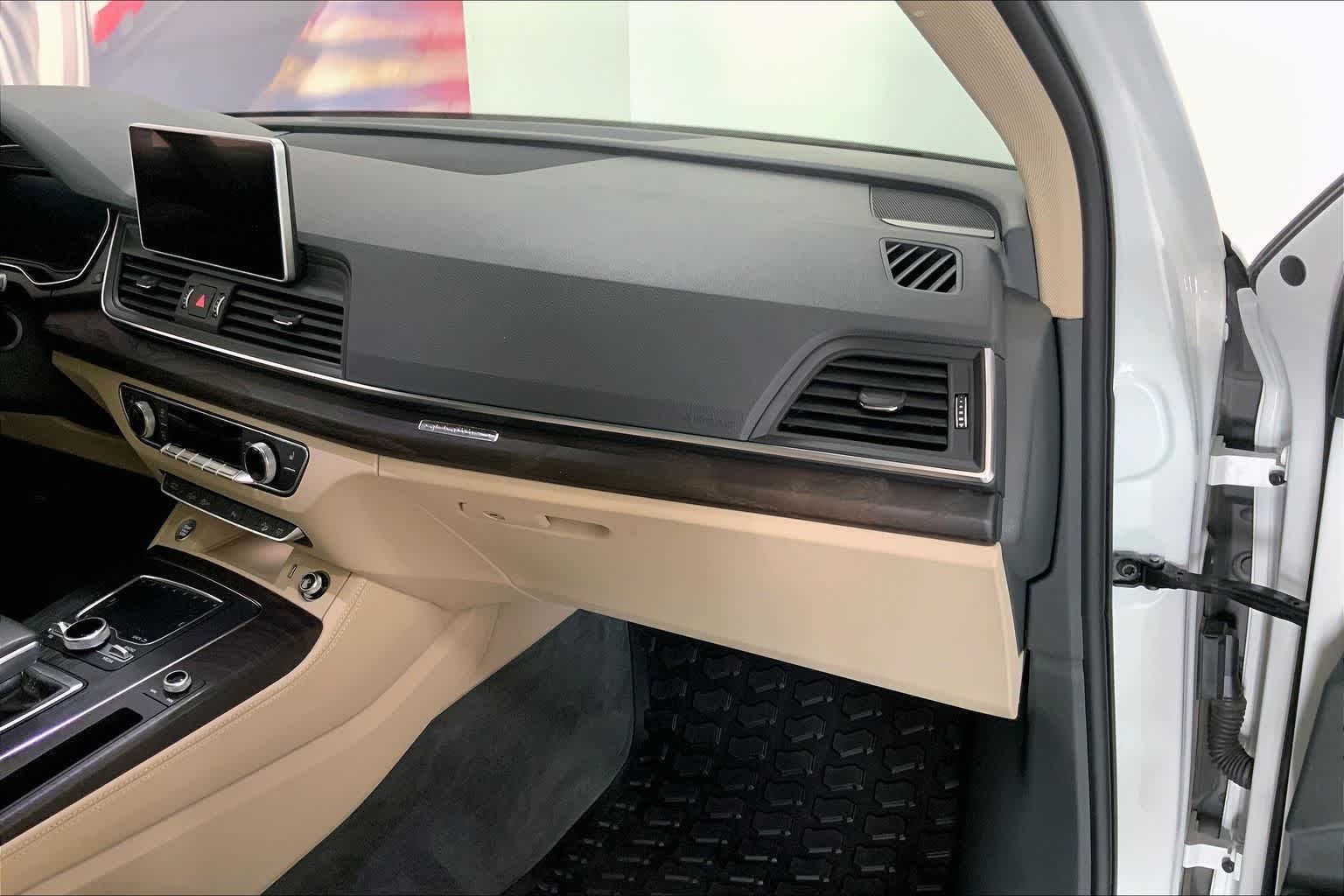 Thumbnail: 2019 Audi Q5 - 21