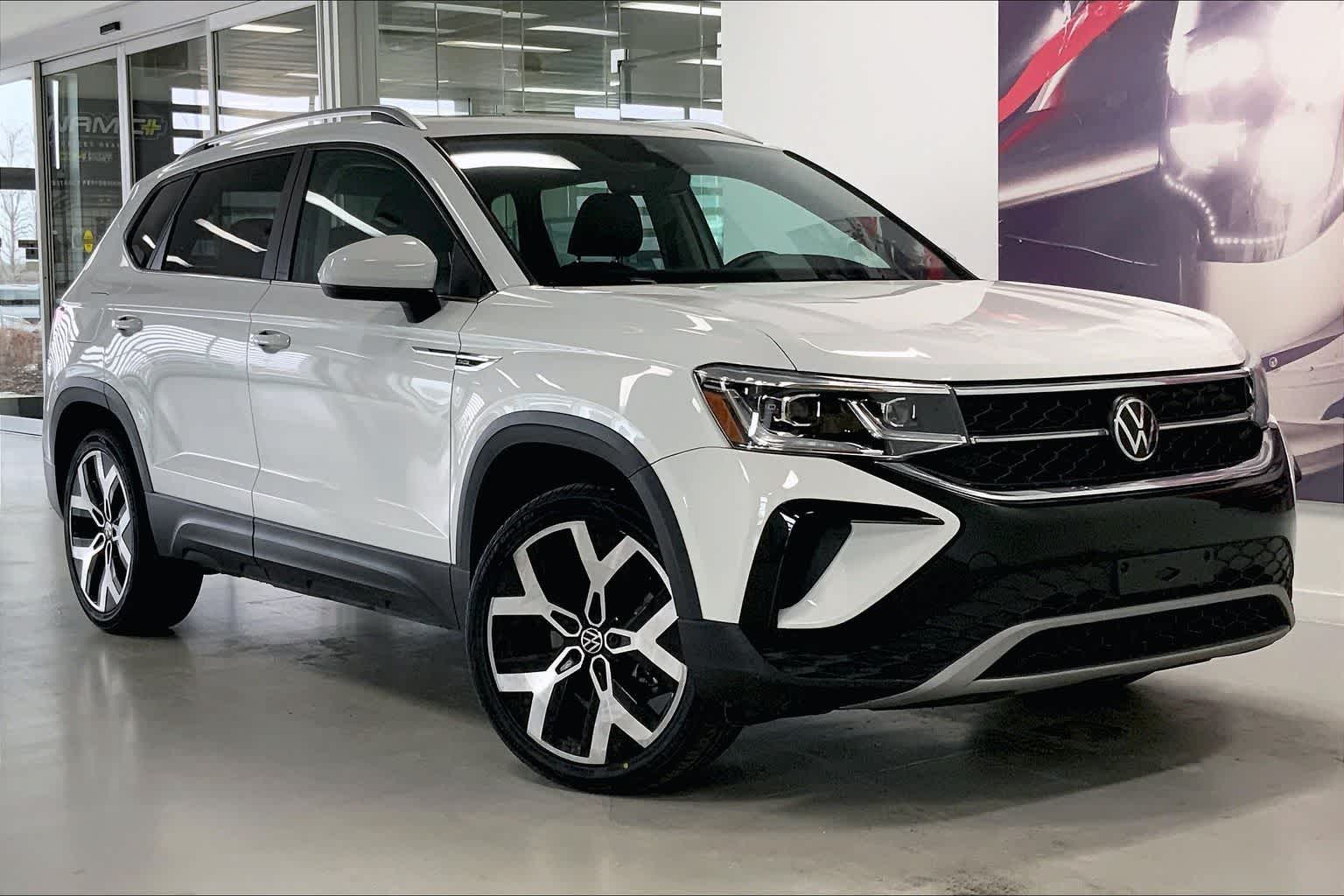 Thumbnail: 2023 Volkswagen Taos - 20