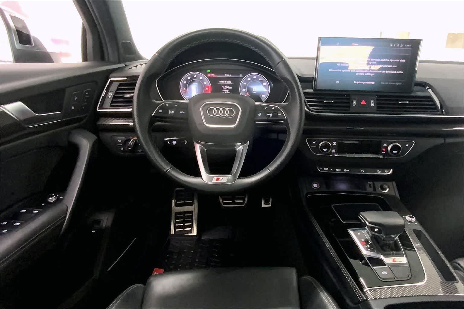 Thumbnail: 2024 Audi SQ5 - 13