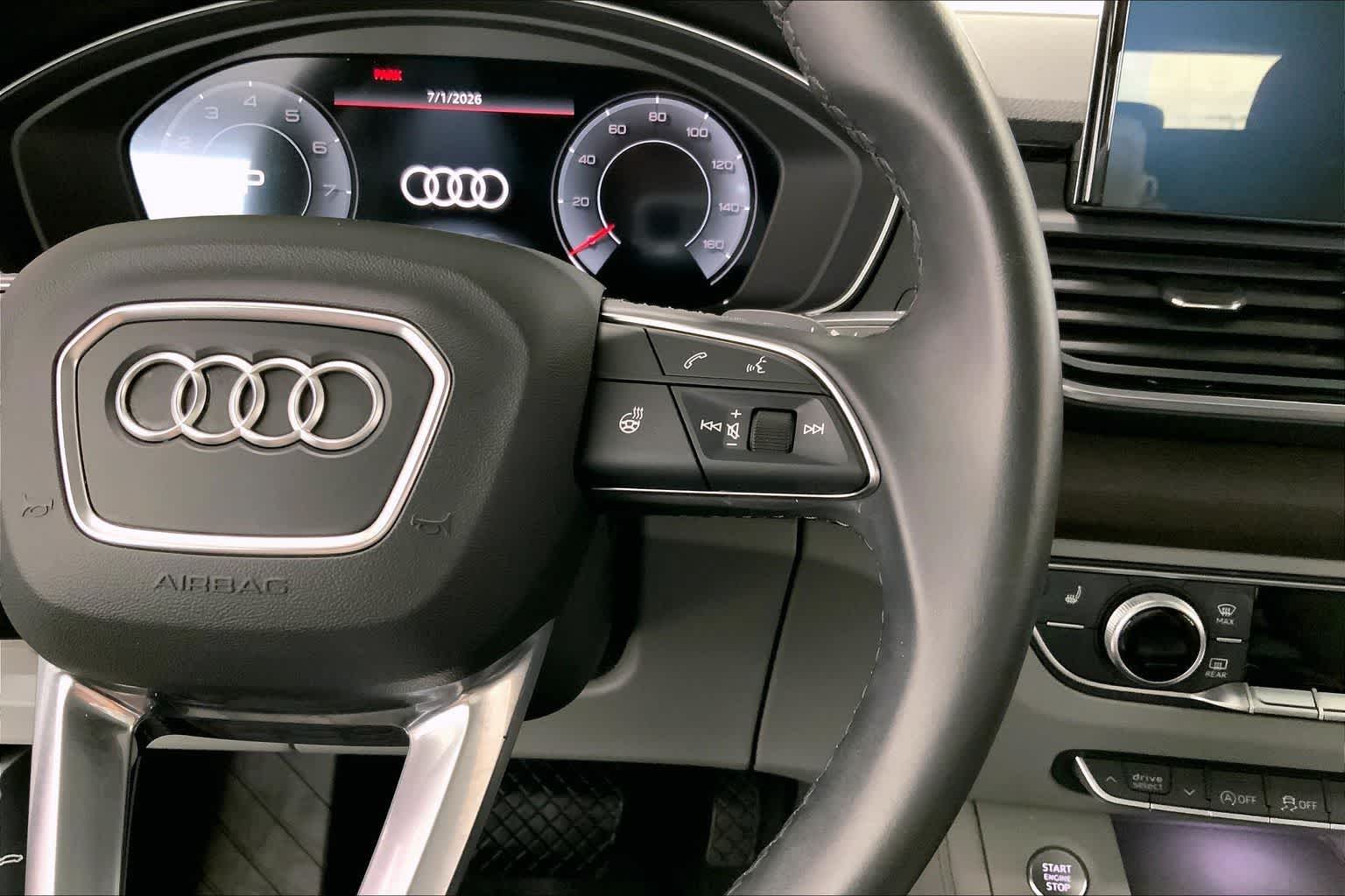 Thumbnail: 2022 Audi Q5 - 22