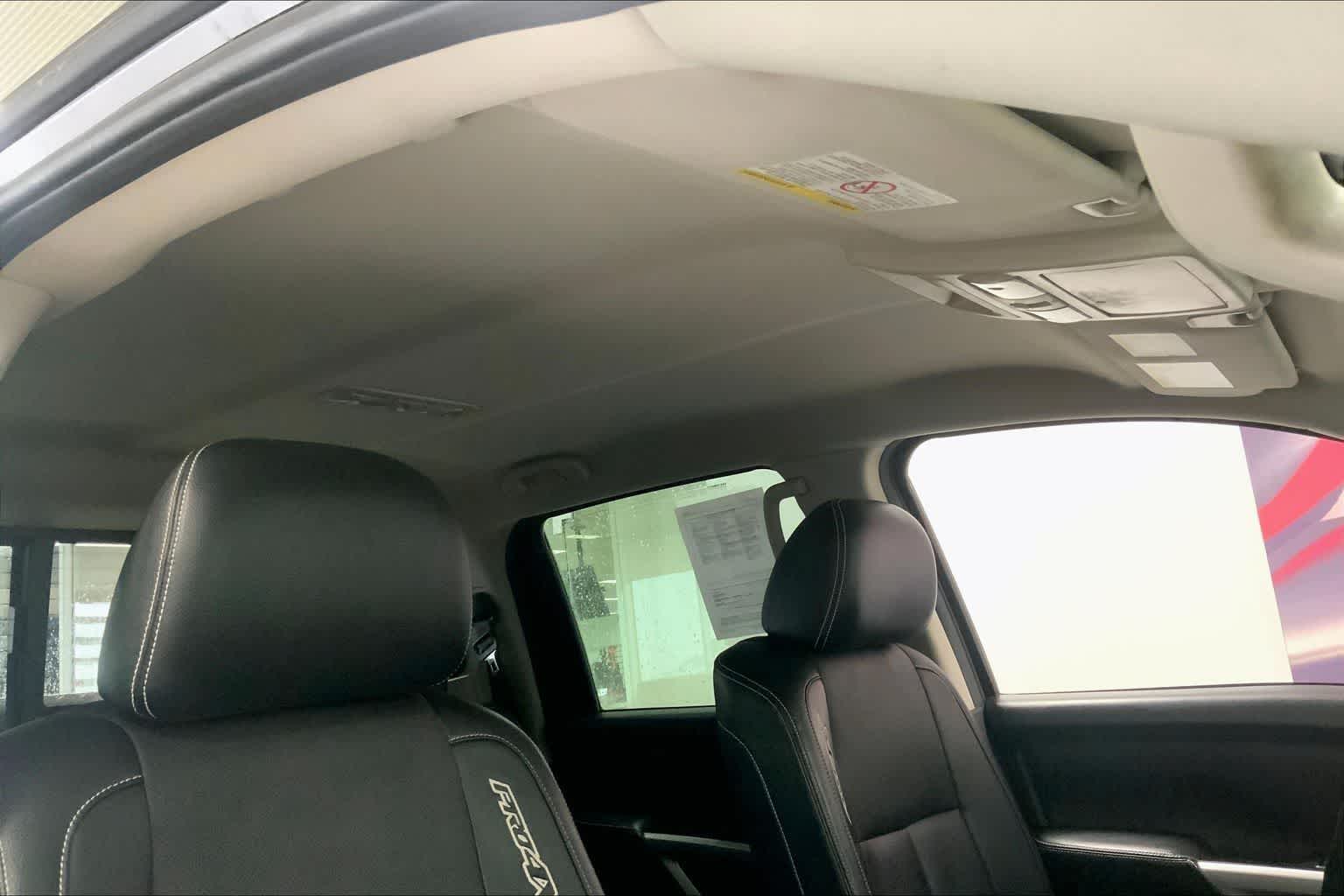 Thumbnail: 2017 Nissan Titan - 25