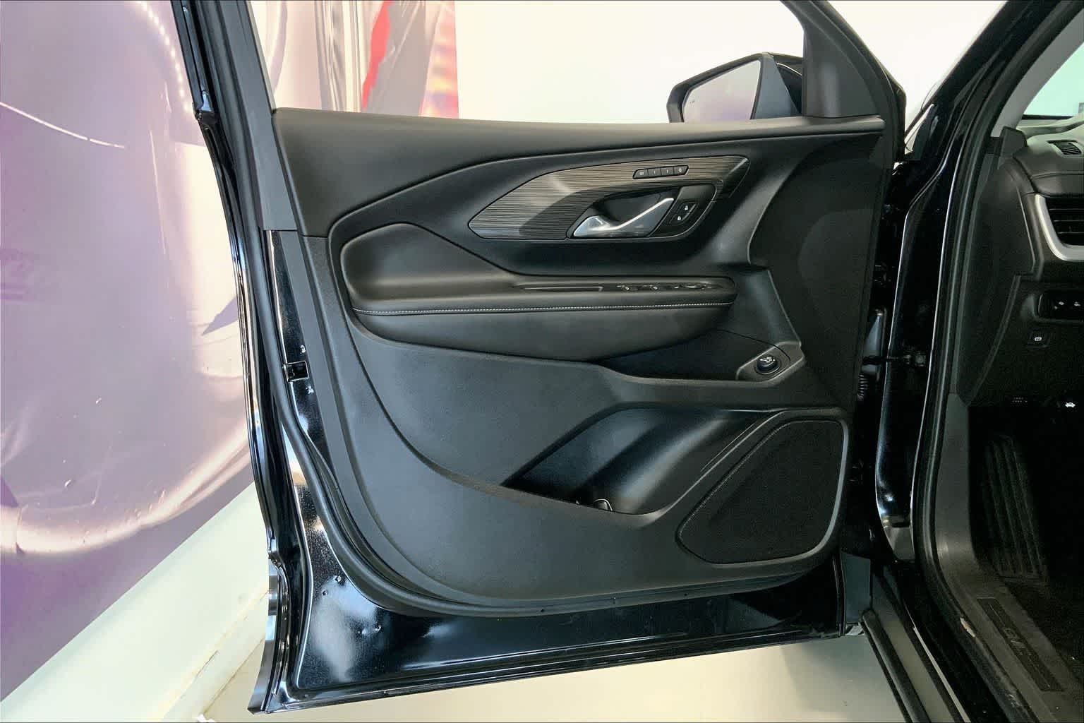 Thumbnail: 2023 GMC Terrain - 24