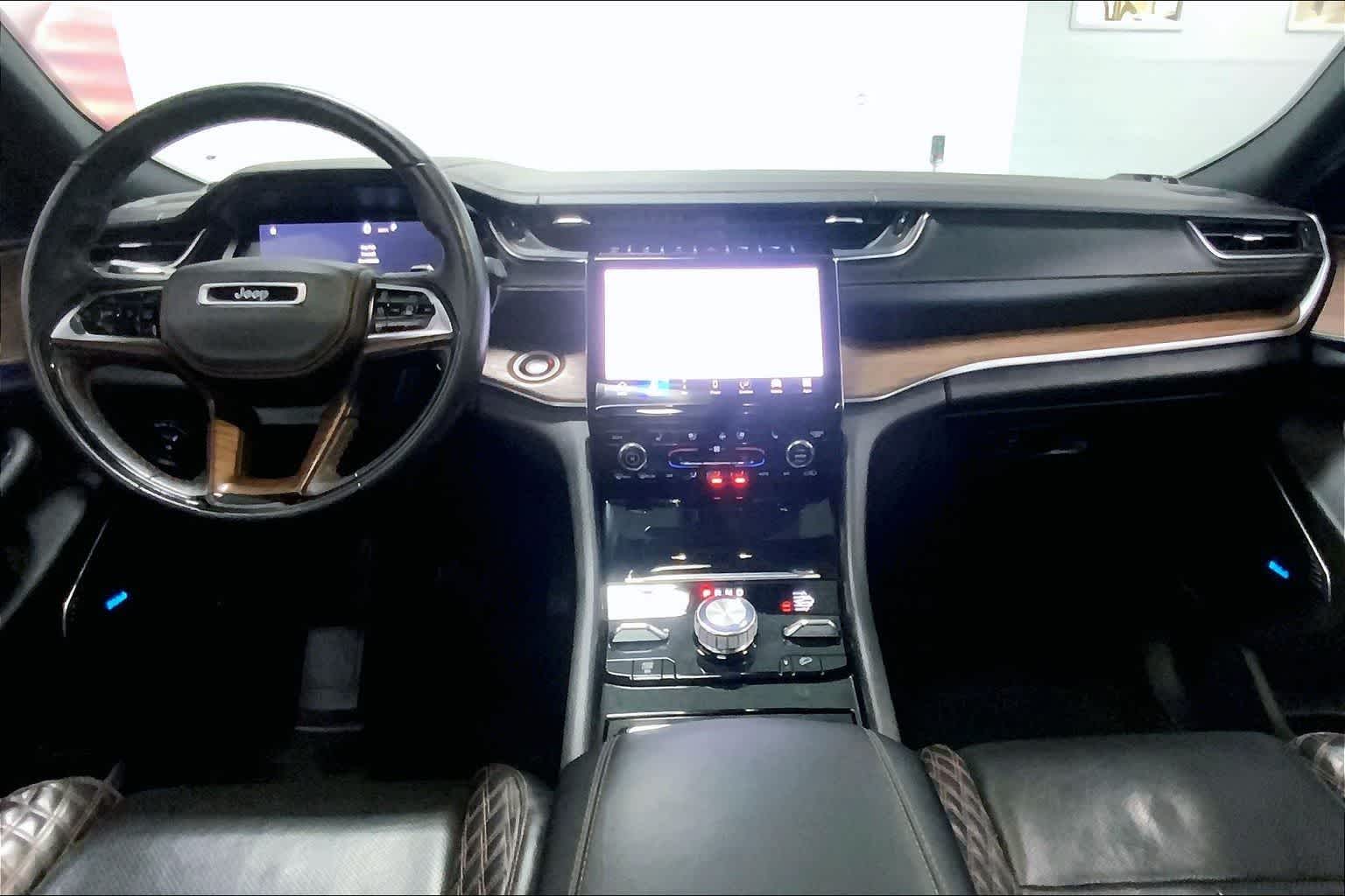 Thumbnail: 2022 Jeep Grand Cherokee - 9