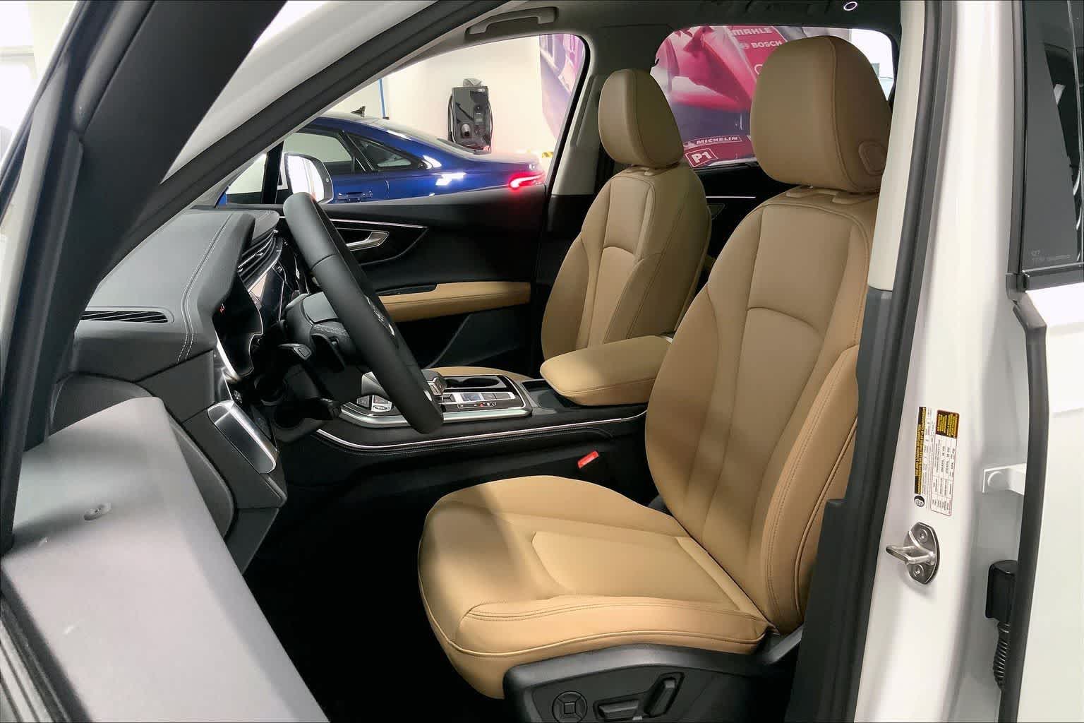 Thumbnail: 2026 Audi Q7 - 11