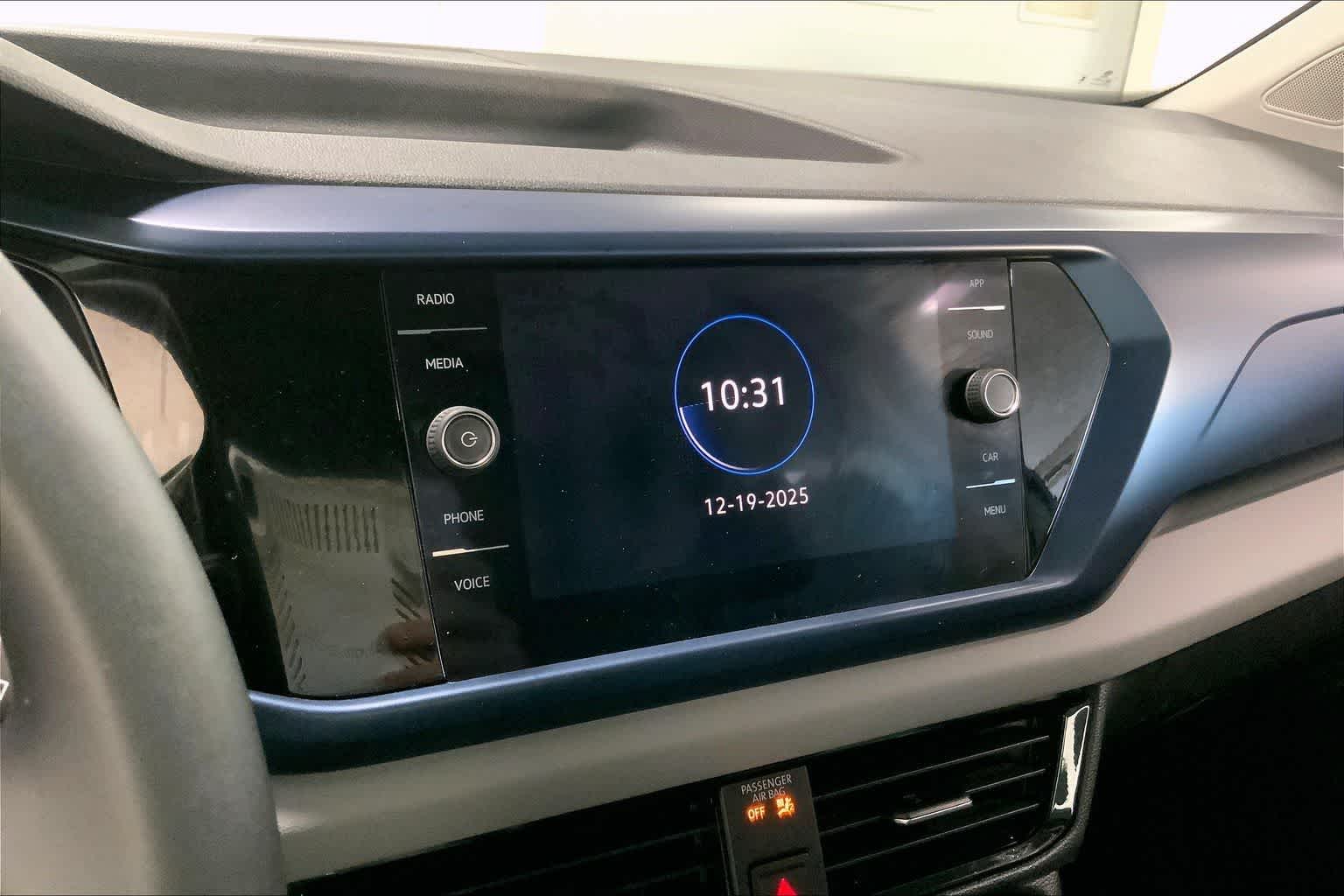 Thumbnail: 2023 Volkswagen Taos - 24