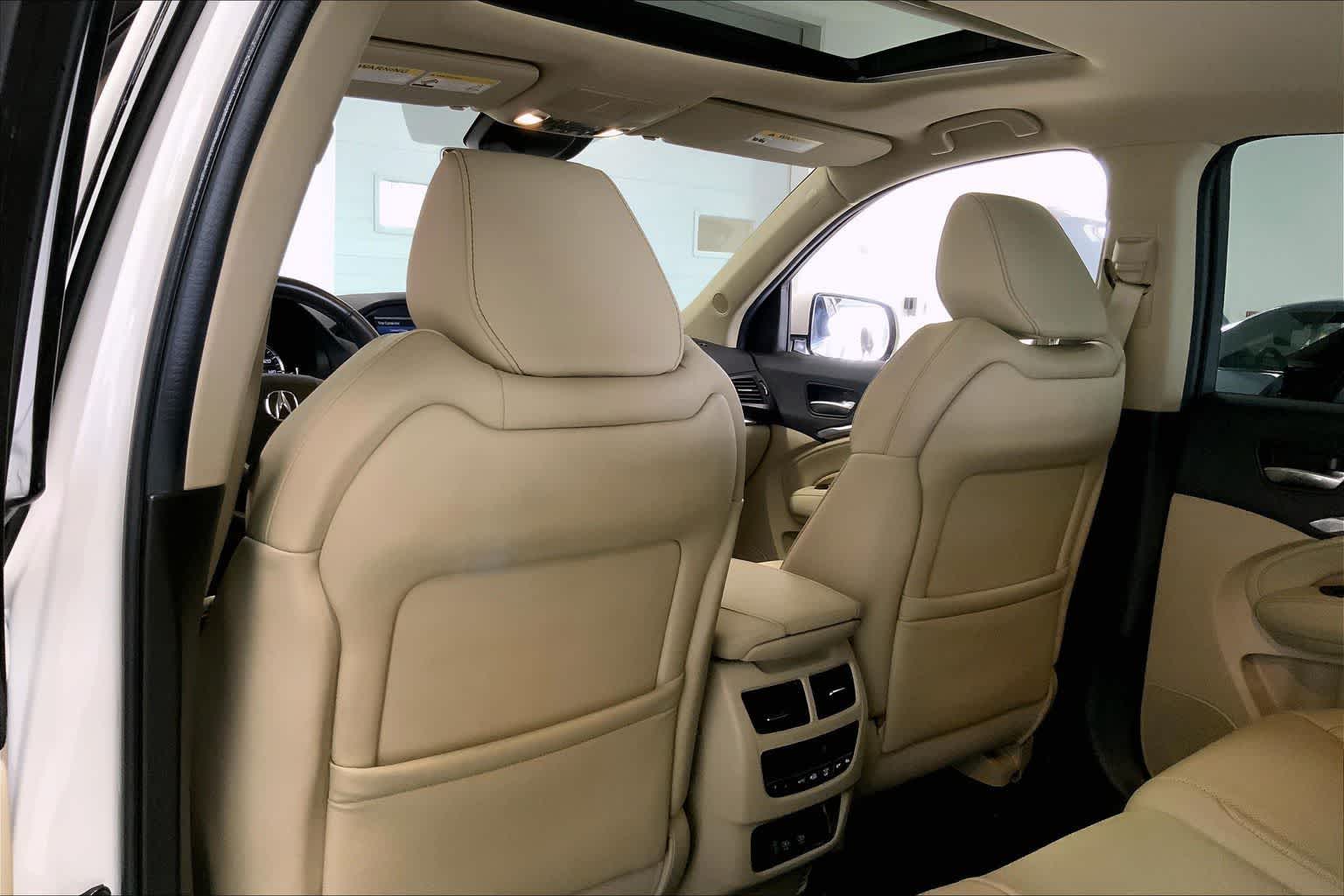 Thumbnail: 2019 Acura MDX - 10