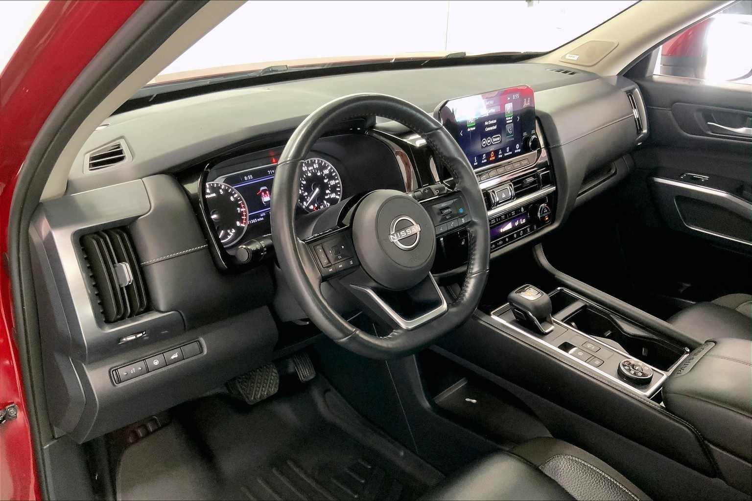 Thumbnail: 2023 Nissan Pathfinder - 2