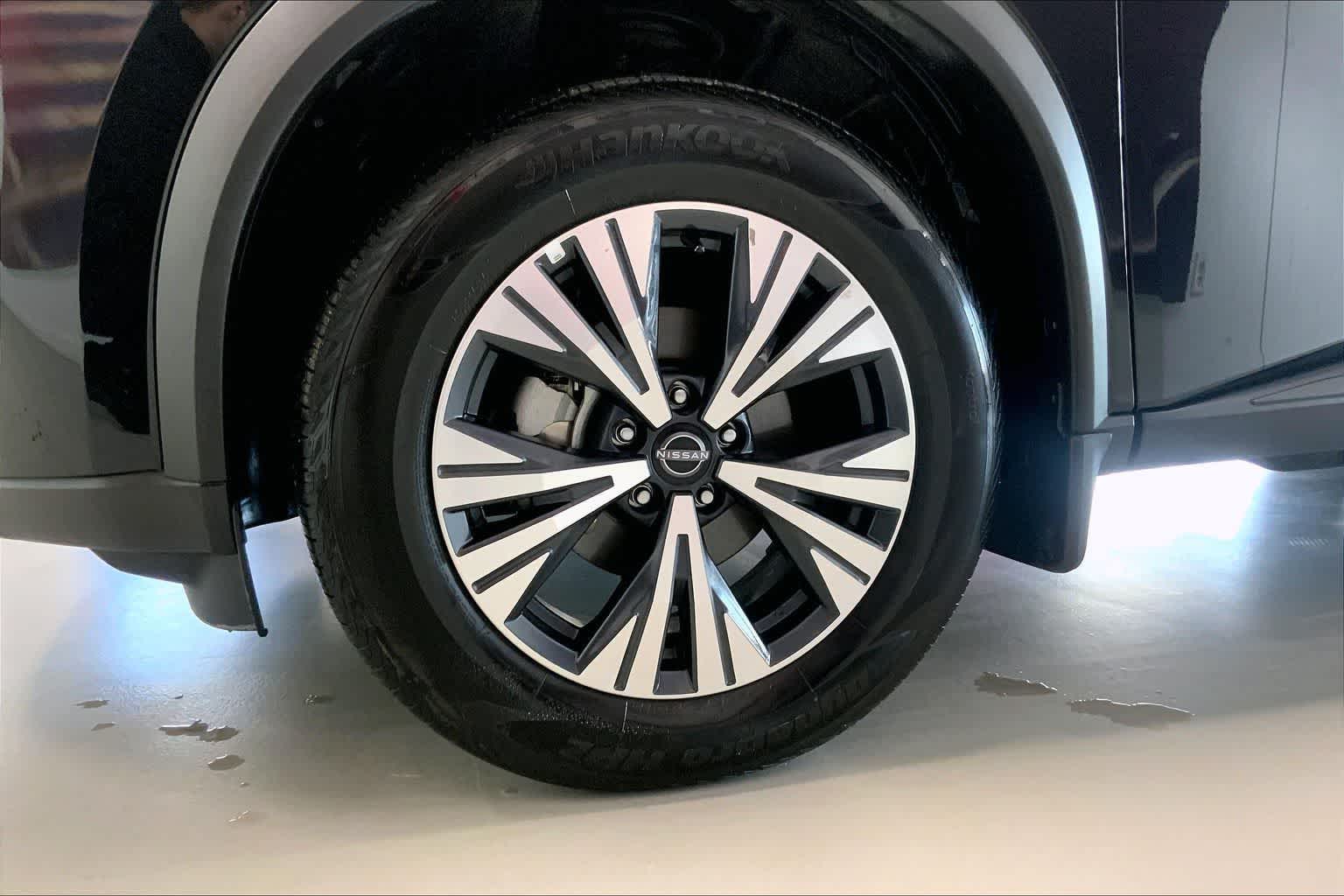 Thumbnail: 2023 Nissan Rogue - 7