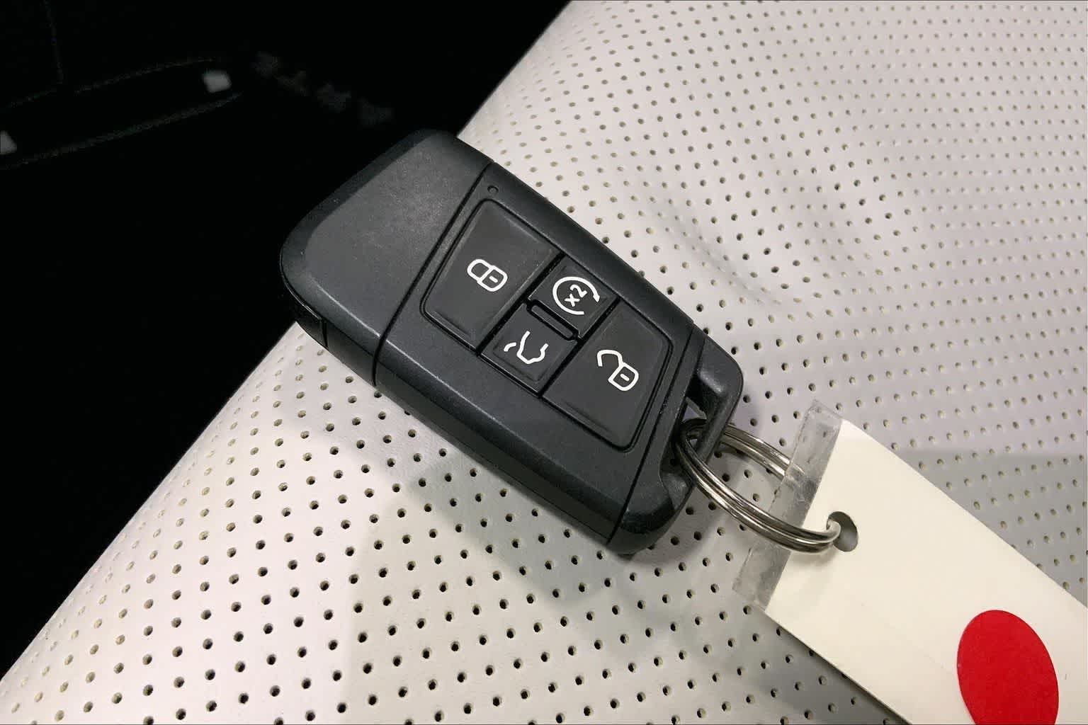 Thumbnail: 2023 Volkswagen Arteon - 17