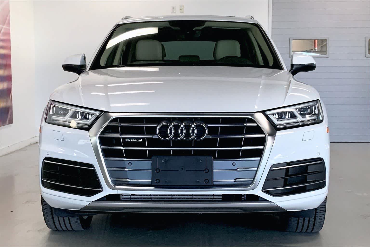 Thumbnail: 2020 Audi Q5 - 6