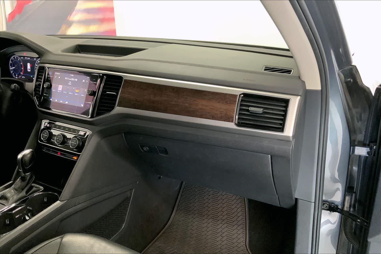Thumbnail: 2018 Volkswagen Atlas - 20