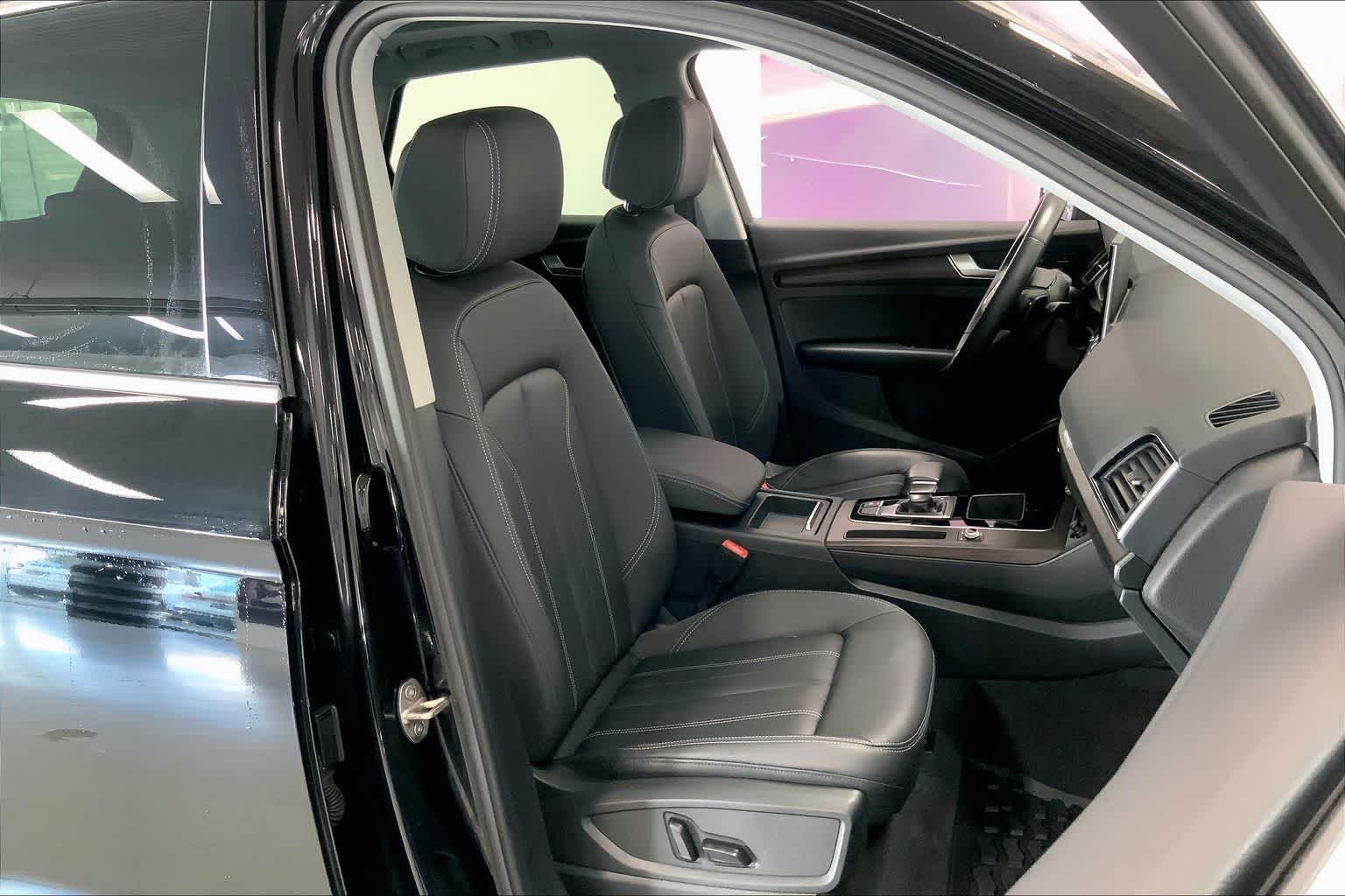 Thumbnail: 2021 Audi Q5 - 11