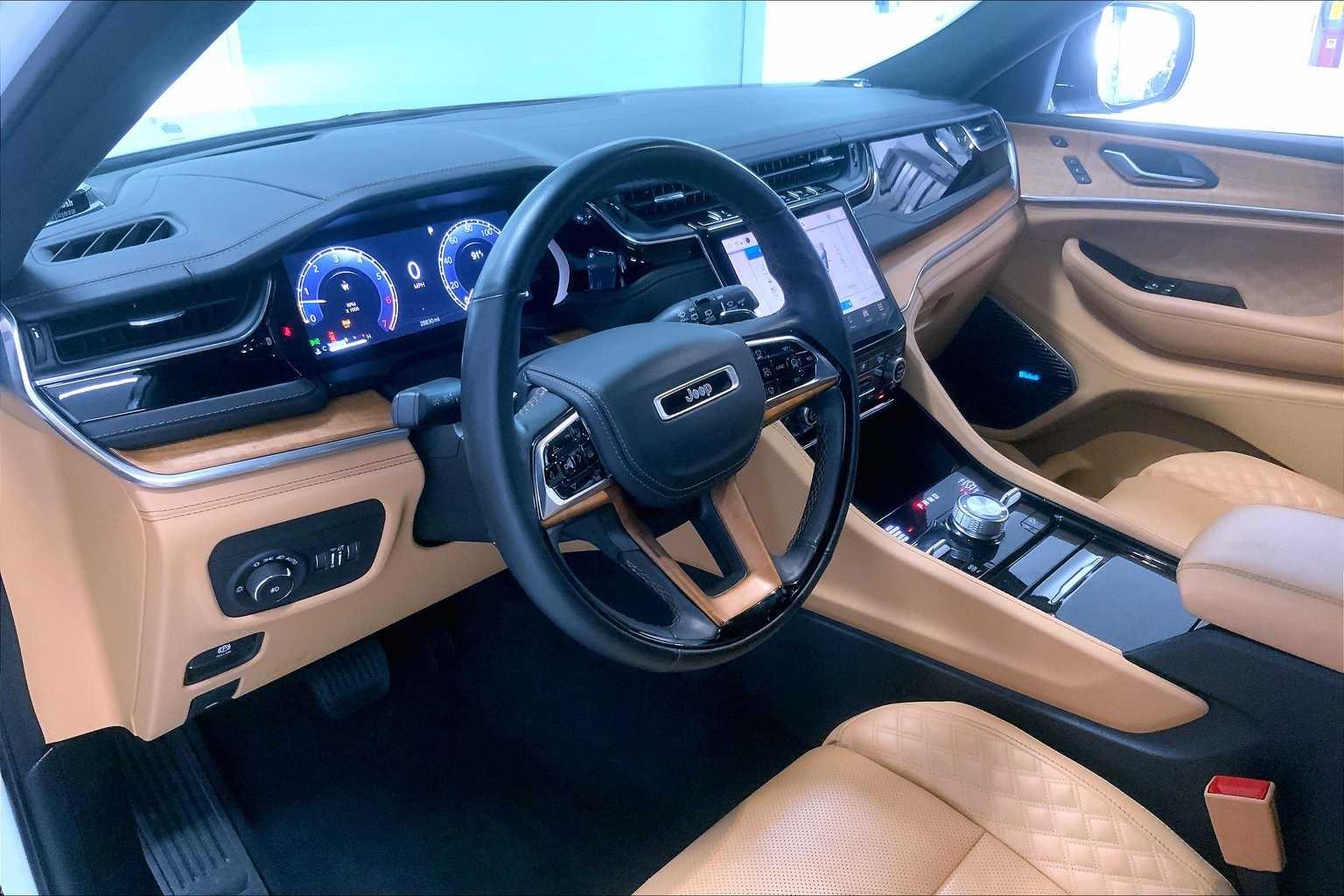 Thumbnail: 2022 Jeep Grand Cherokee - 2