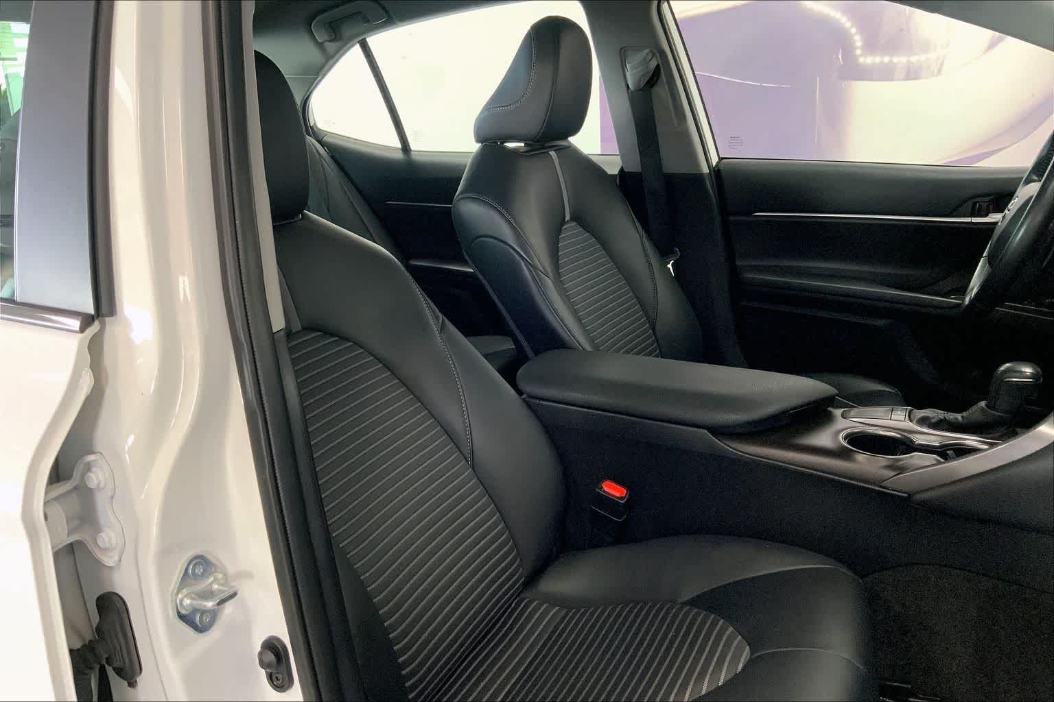 Thumbnail: 2023 Toyota Camry - 13