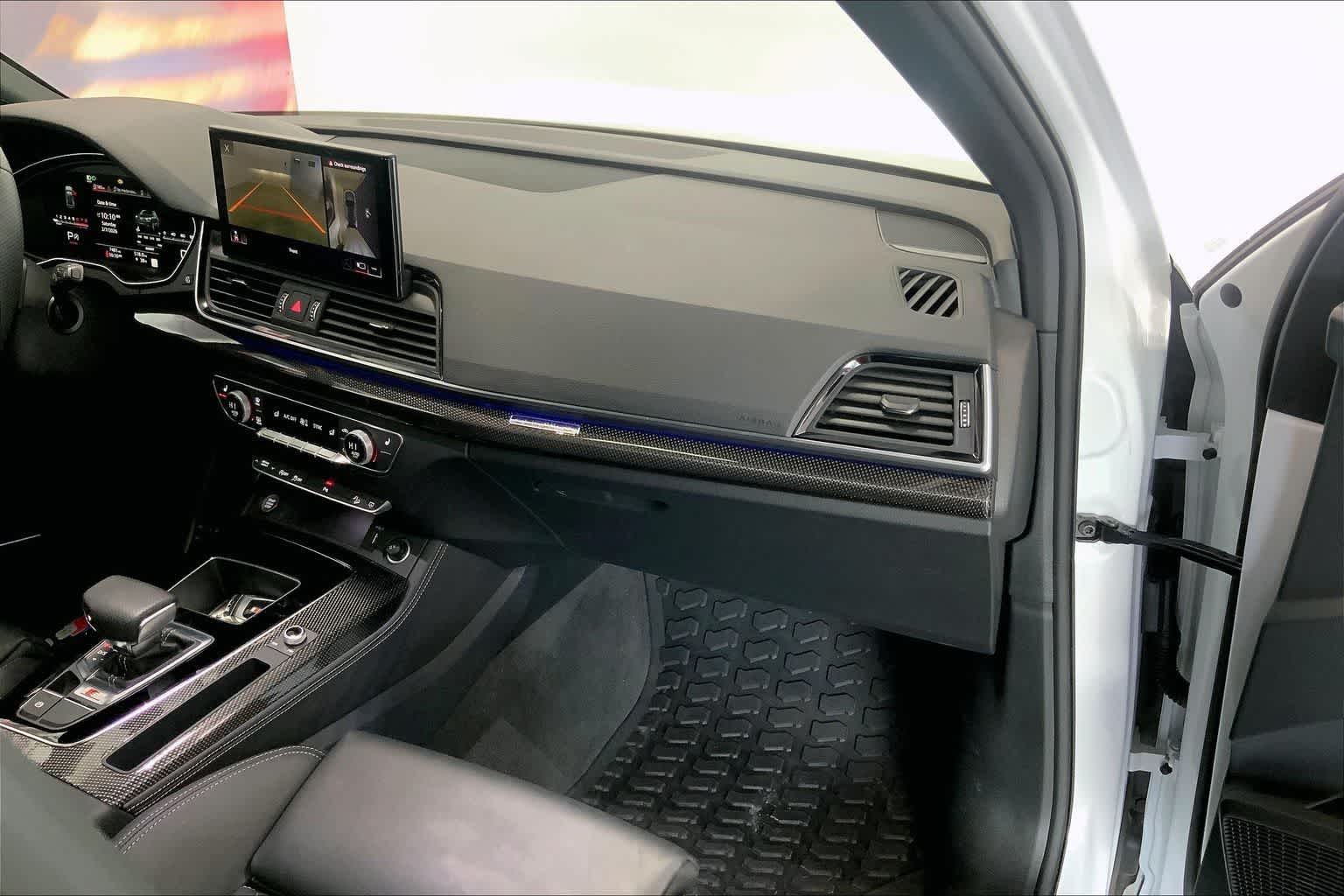 Thumbnail: 2025 Audi SQ5 - 23