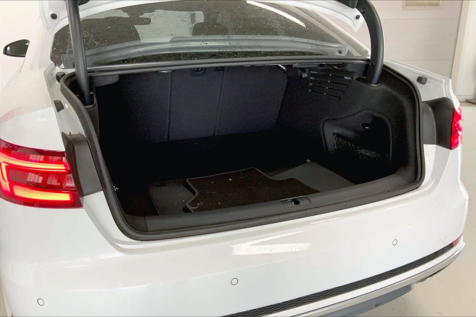 Thumbnail: 2019 Audi A4 - 18