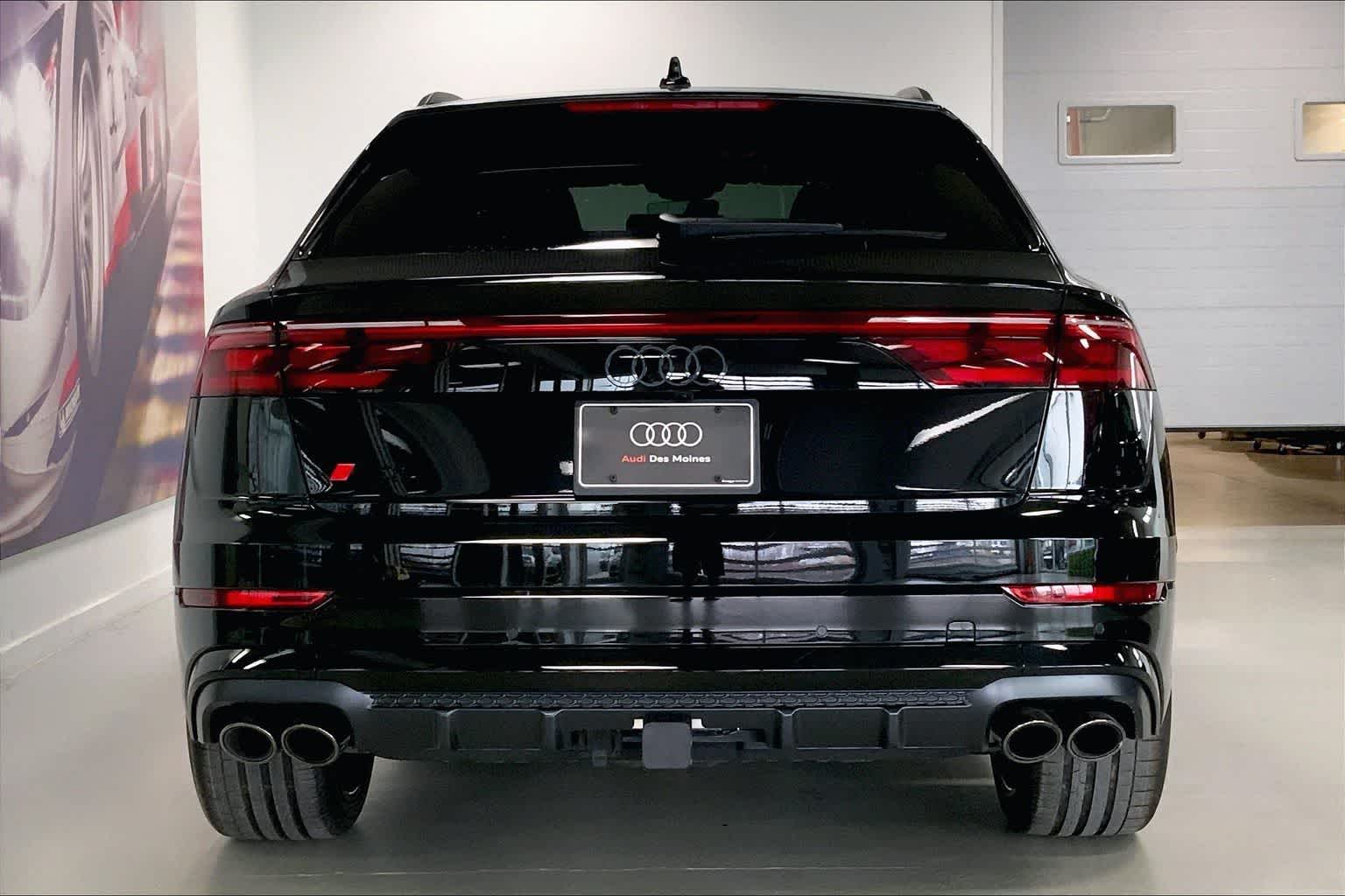 Thumbnail: 2026 Audi SQ8 - 5