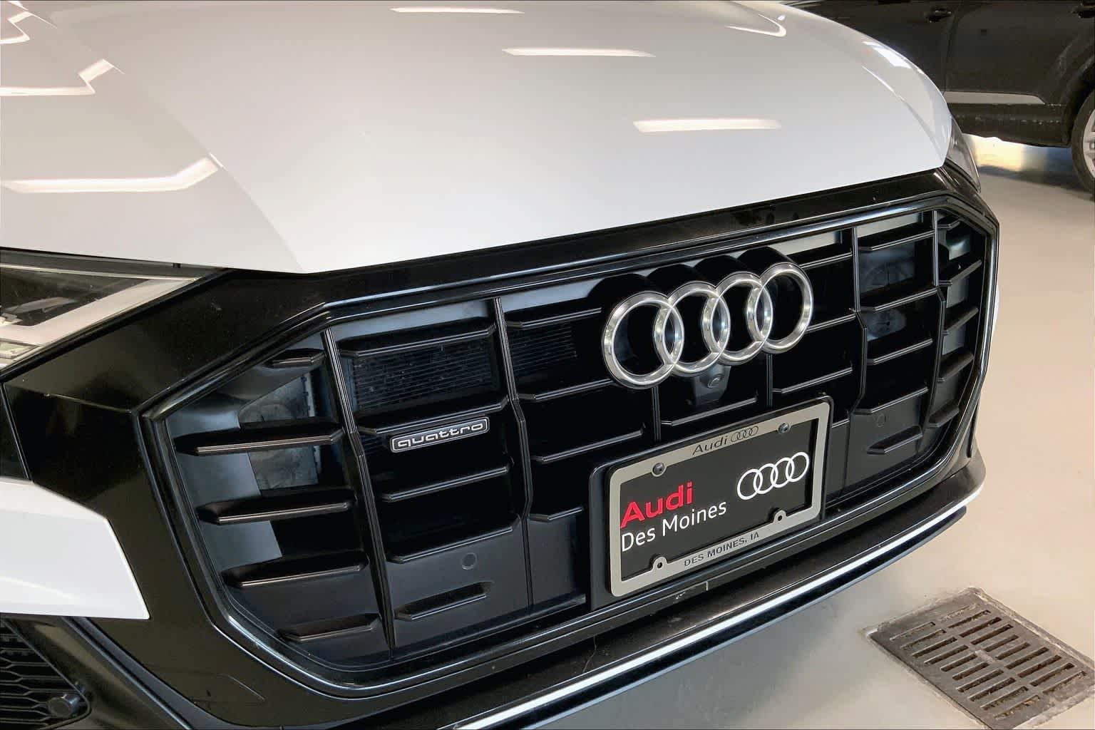 Thumbnail: 2021 Audi Q8 - 33