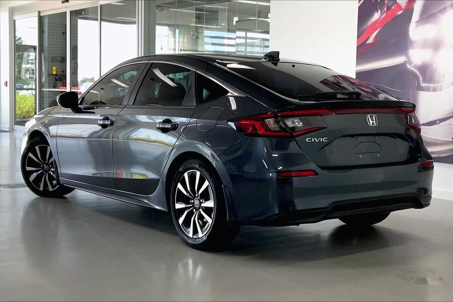 Thumbnail: 2024 Honda Civic - 4