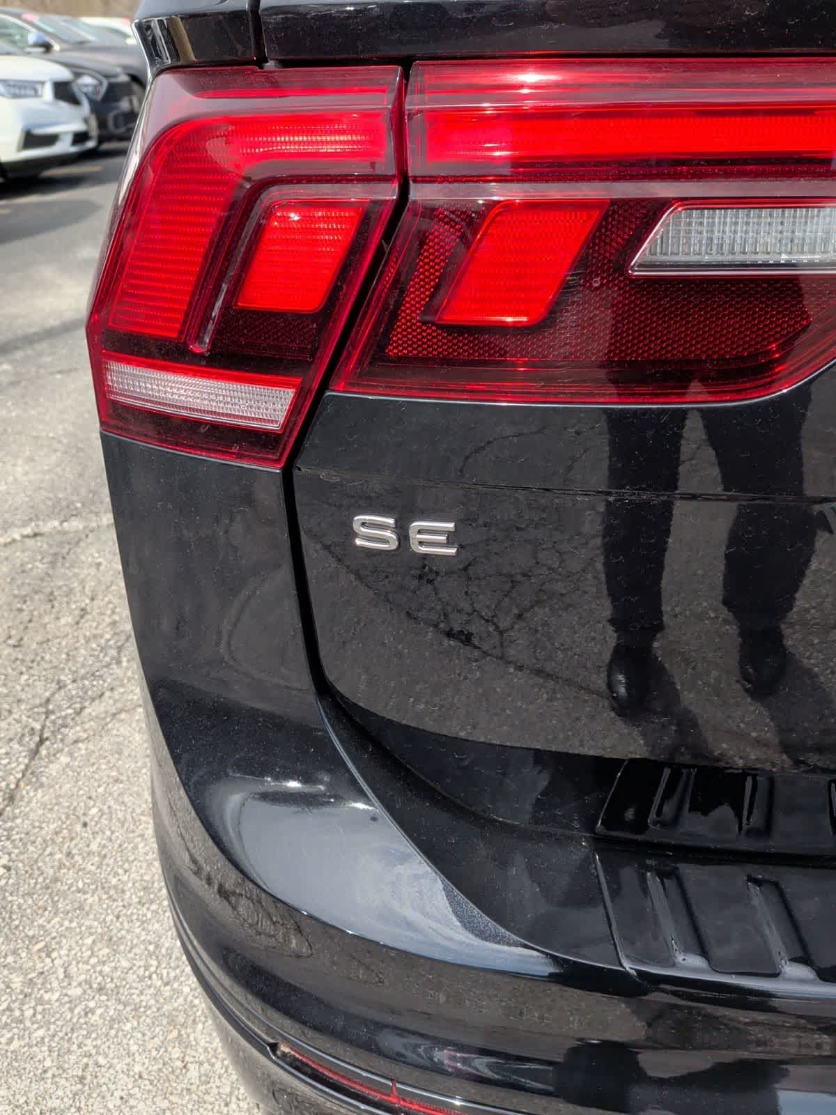 Thumbnail: 2022 Volkswagen Tiguan - 5