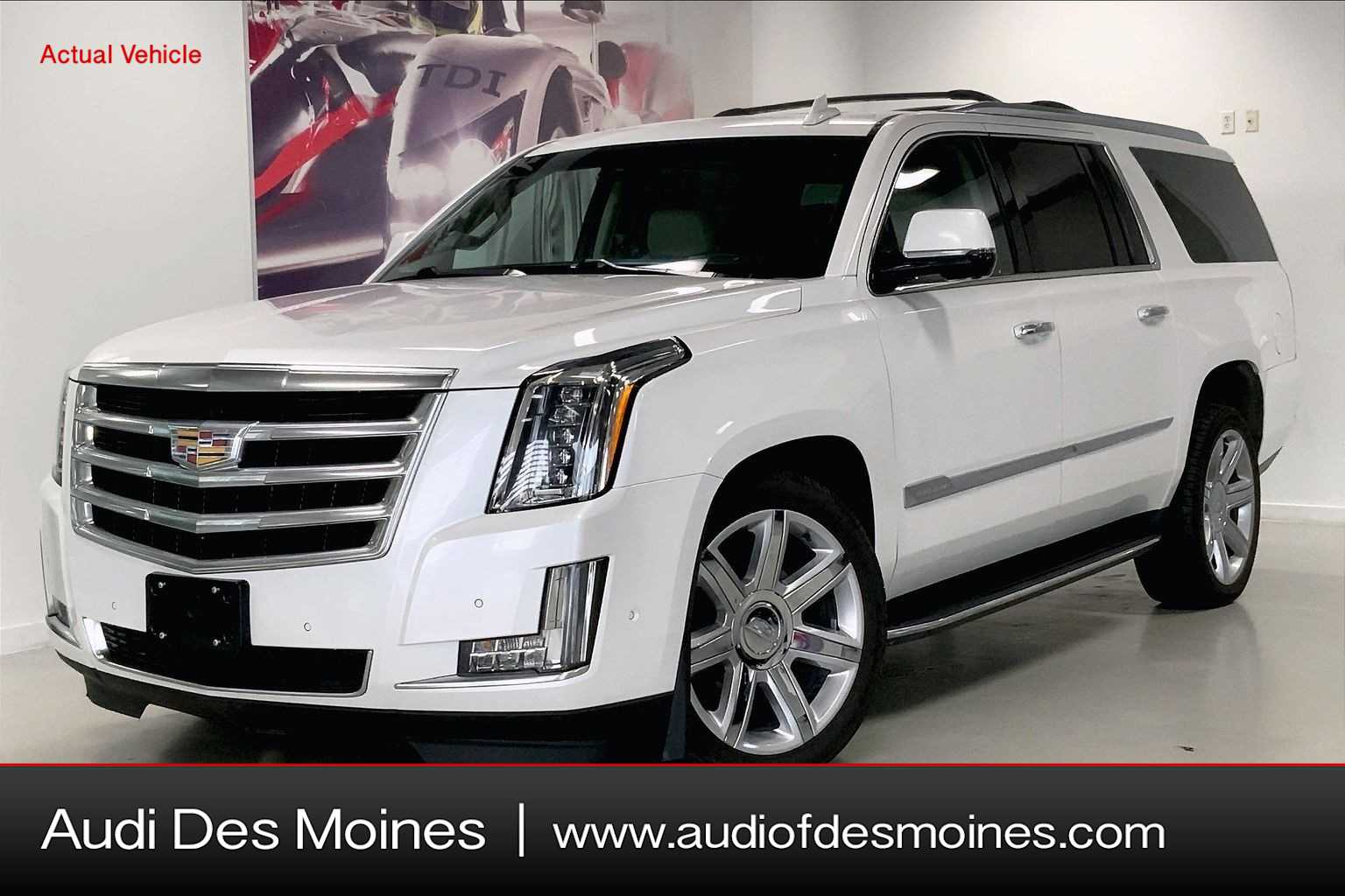 2019 Cadillac Escalade ESV Luxury -
                  Johnston, IA