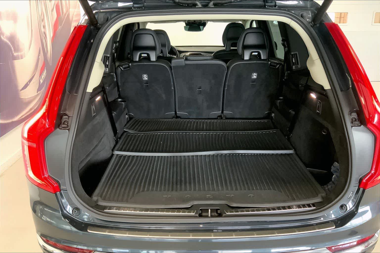 Thumbnail: 2021 Volvo XC90 - 18