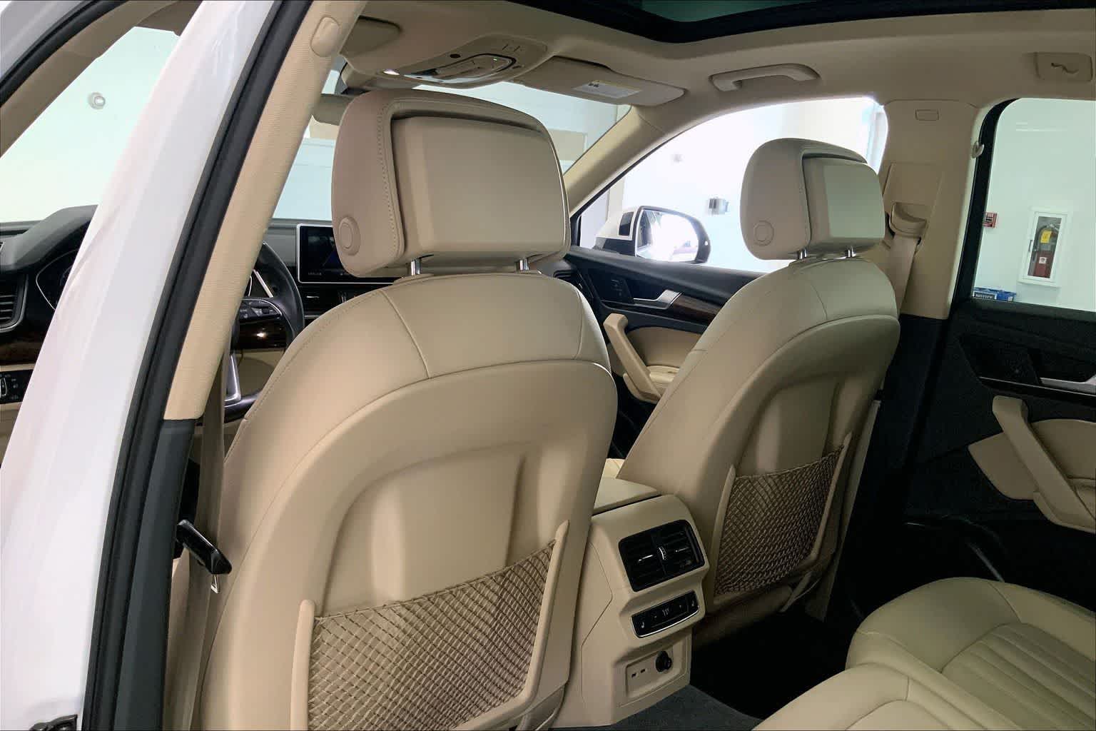 Thumbnail: 2020 Audi Q5 - 11