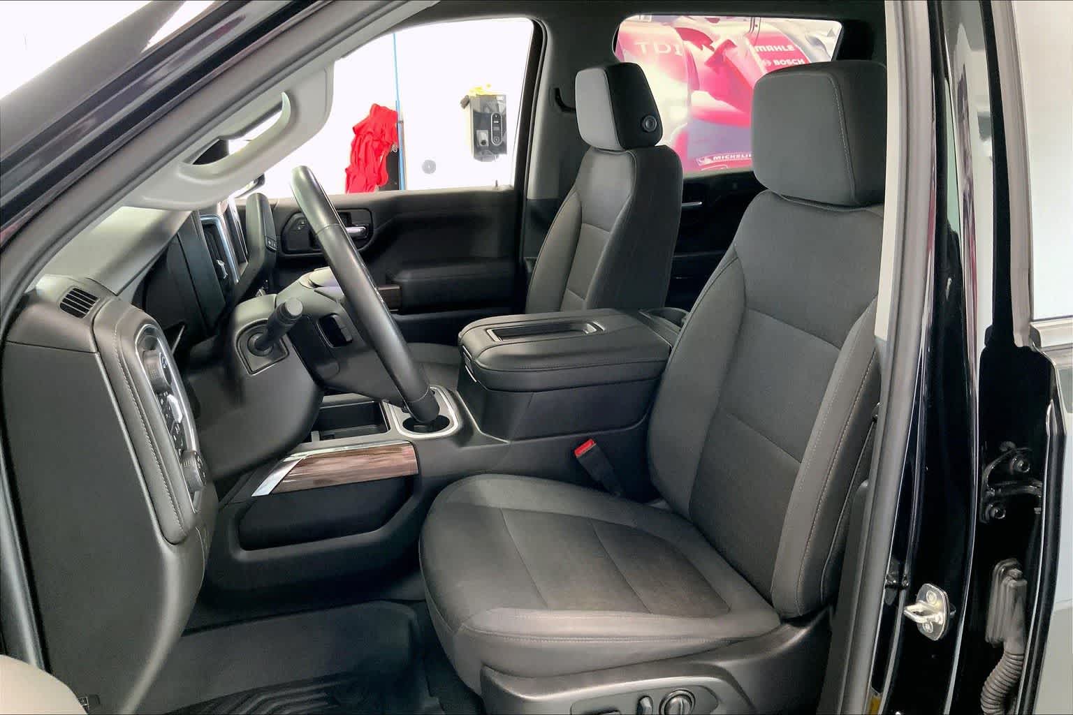 Thumbnail: 2022 Chevrolet Silverado 1500 - 11