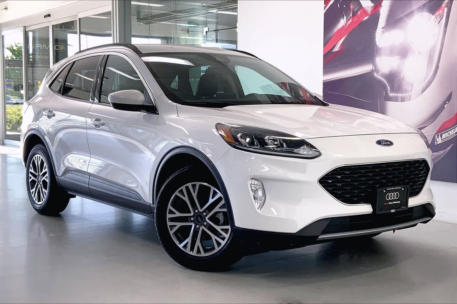 Thumbnail: 2020 Ford Escape - 18
