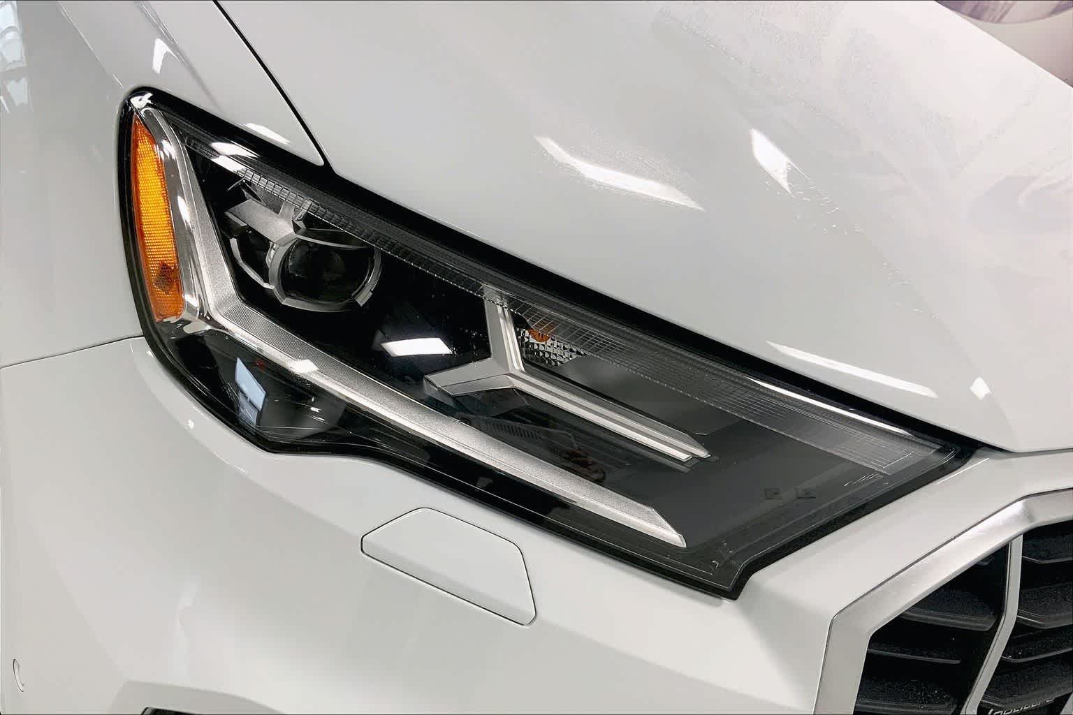 Thumbnail: 2022 Audi Q7 - 28