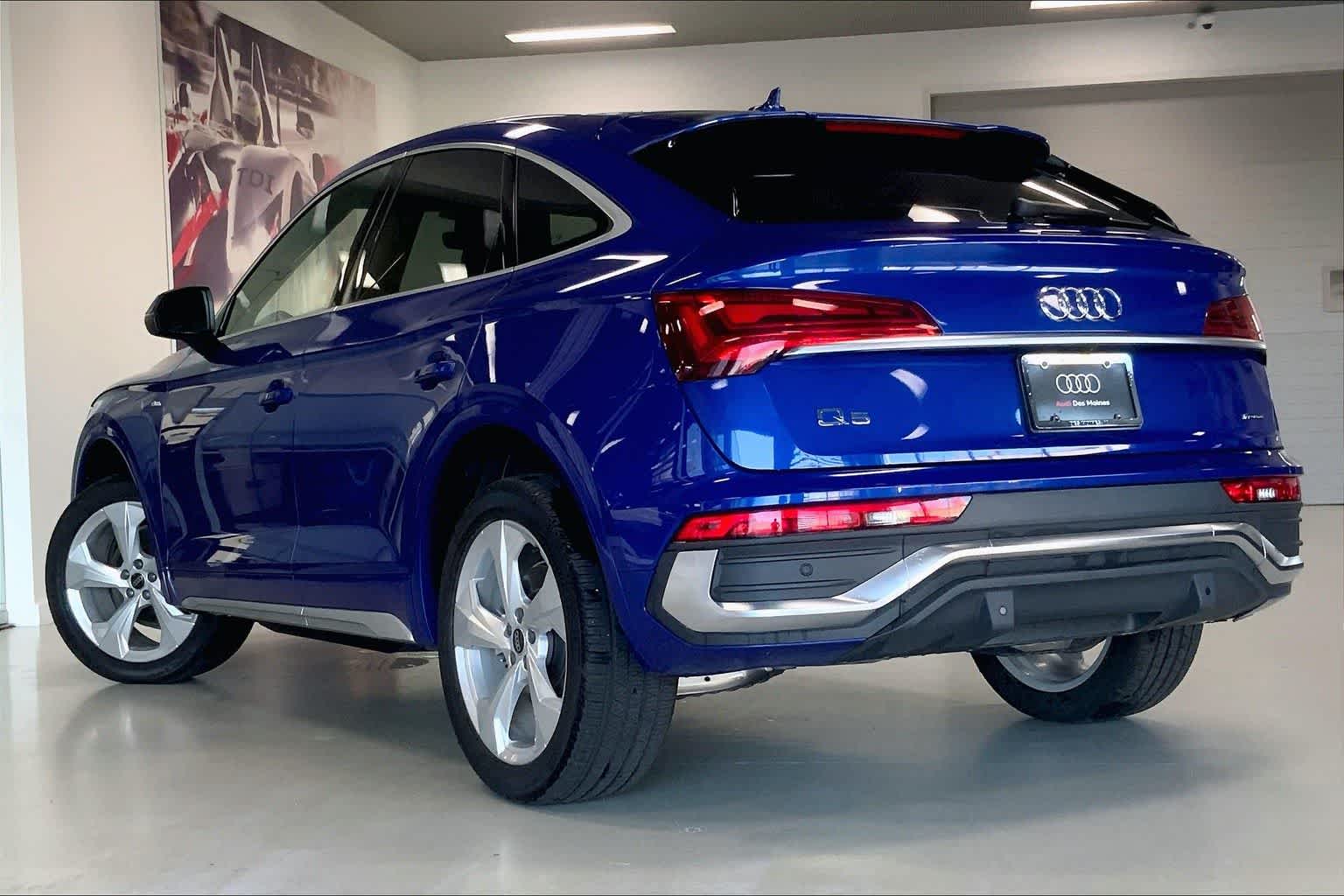 Thumbnail: 2024 Audi Q5 - 4