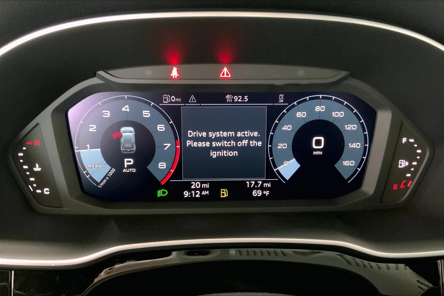 Thumbnail: 2025 Audi Q3 - 17