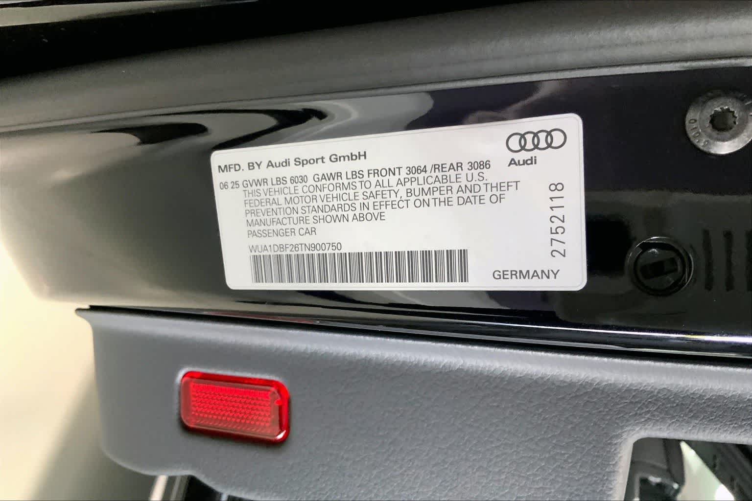 Thumbnail: 2026 Audi RS 6 - 22