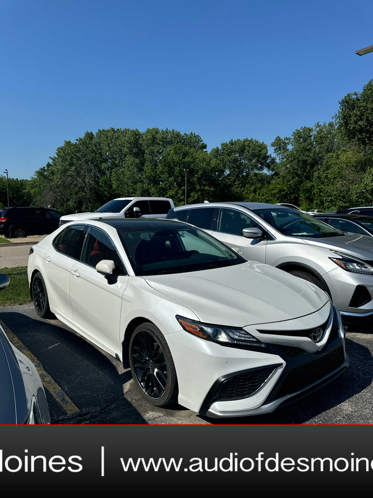 Thumbnail: 2022 Toyota Camry - 1