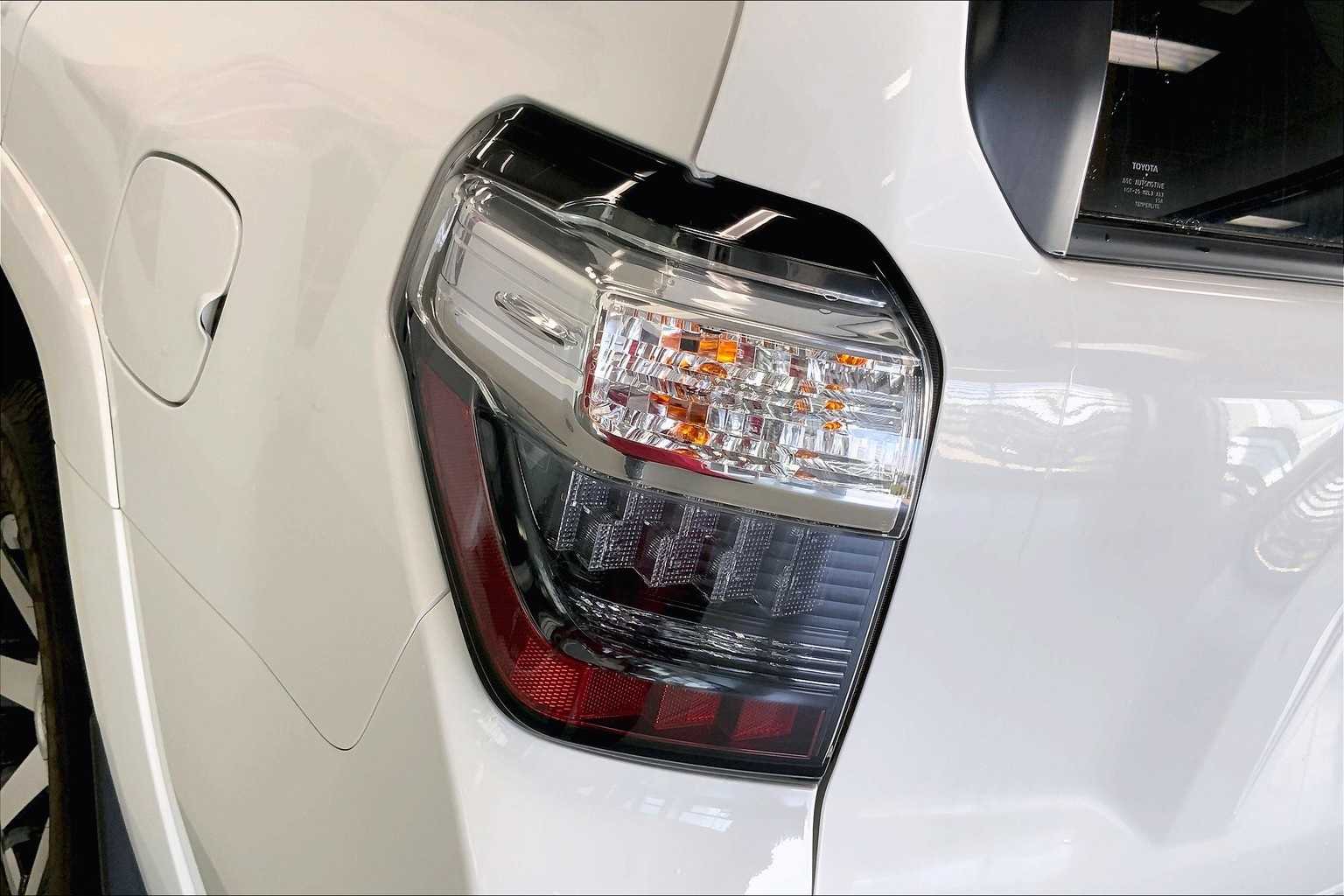 Thumbnail: 2023 Toyota 4Runner - 31