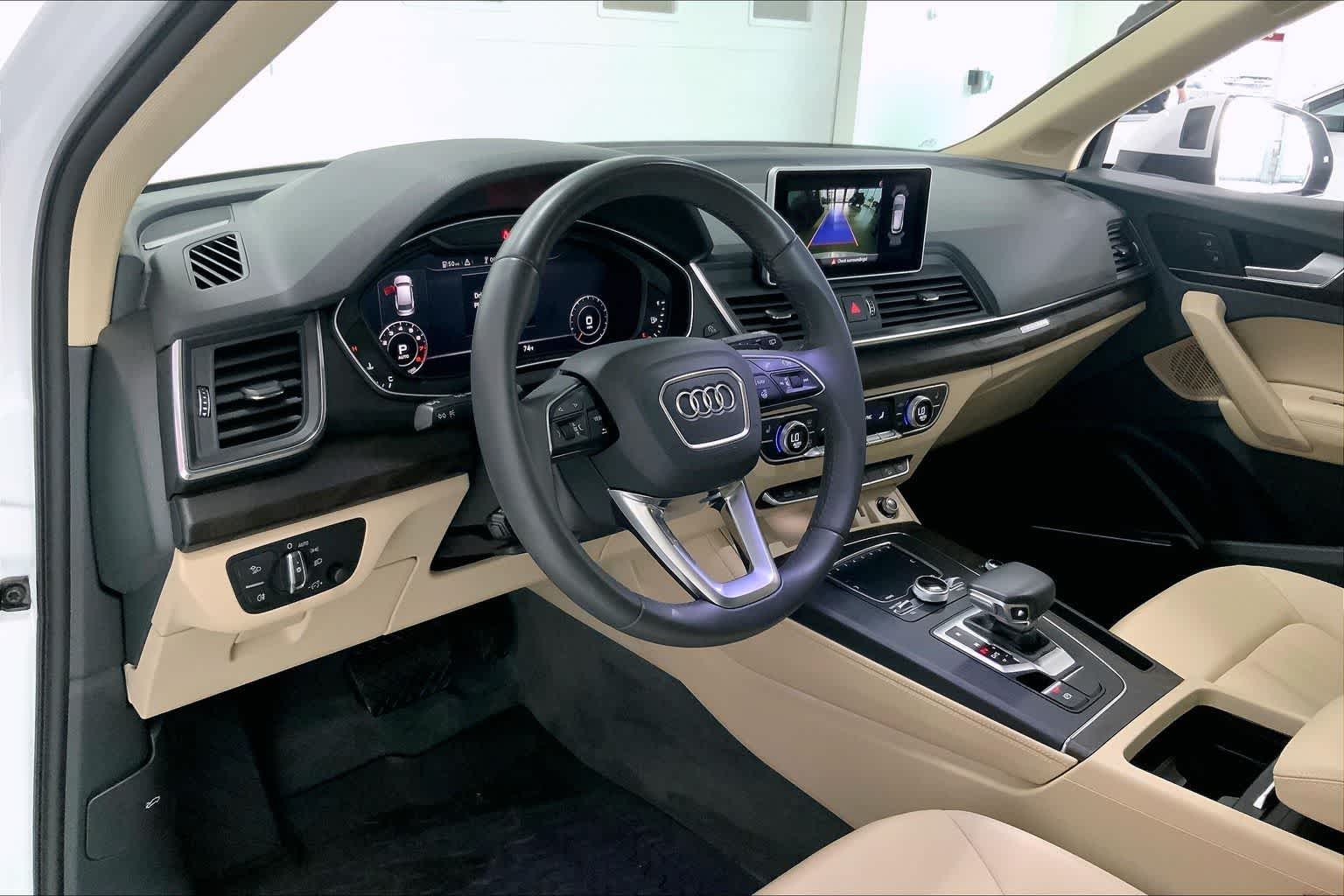 Thumbnail: 2019 Audi Q5 - 2