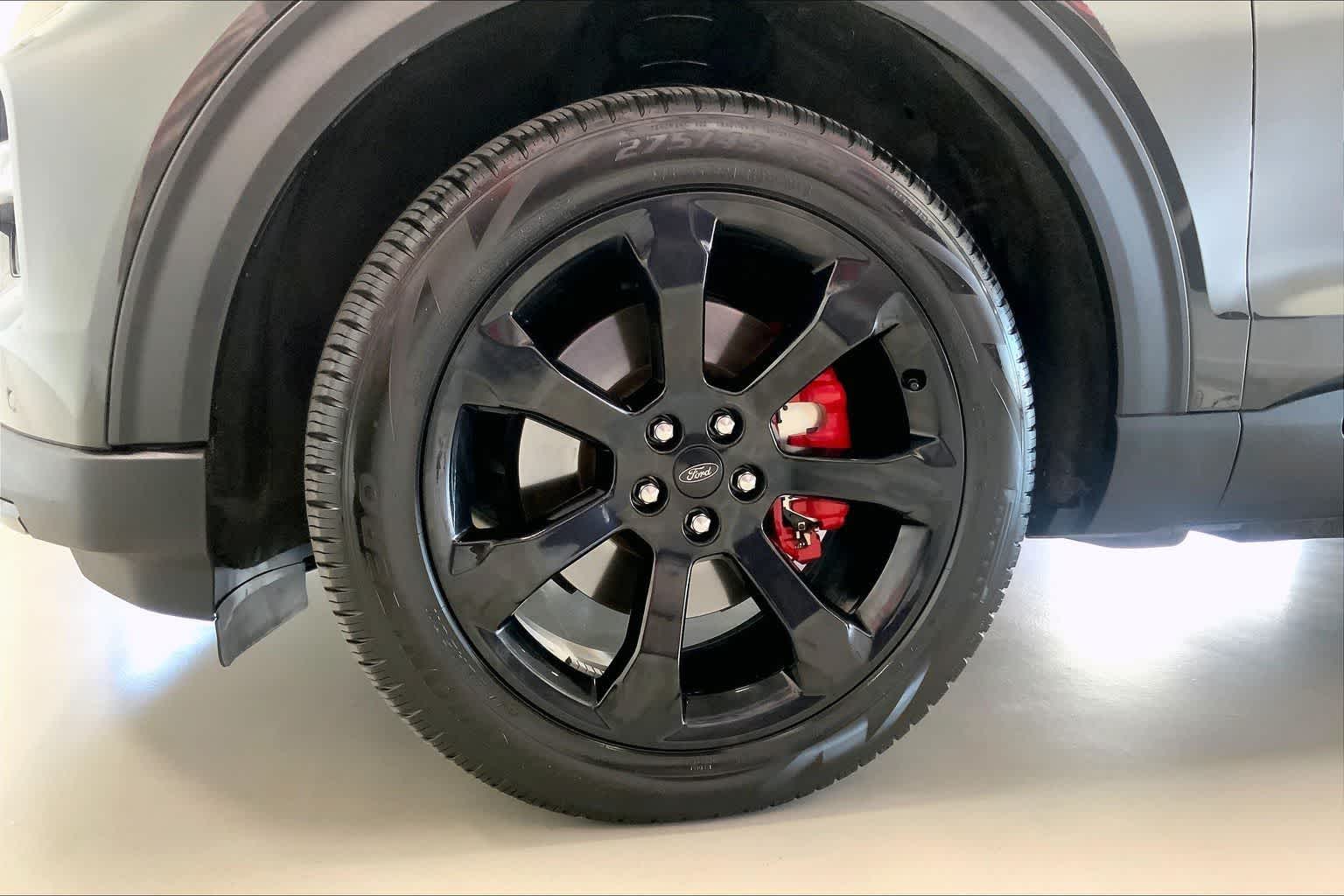 Thumbnail: 2022 Ford Explorer - 8