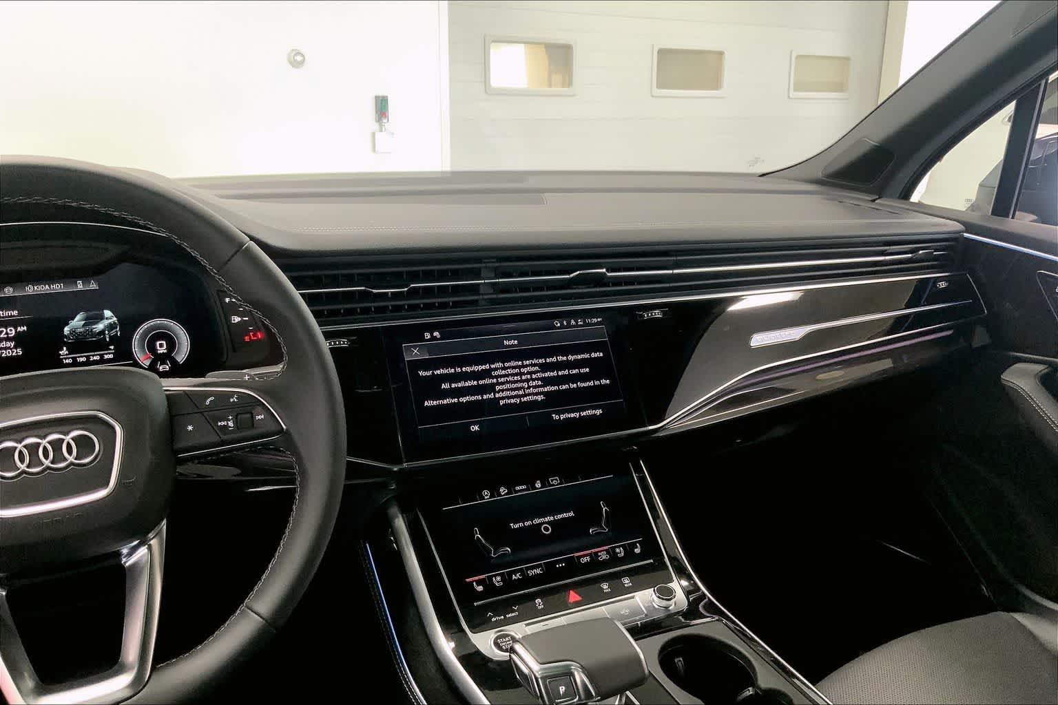 Thumbnail: 2026 Audi Q7 - 15