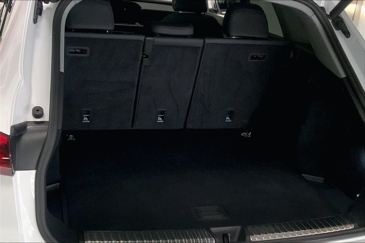 Thumbnail: 2025 Audi Q5 - 16