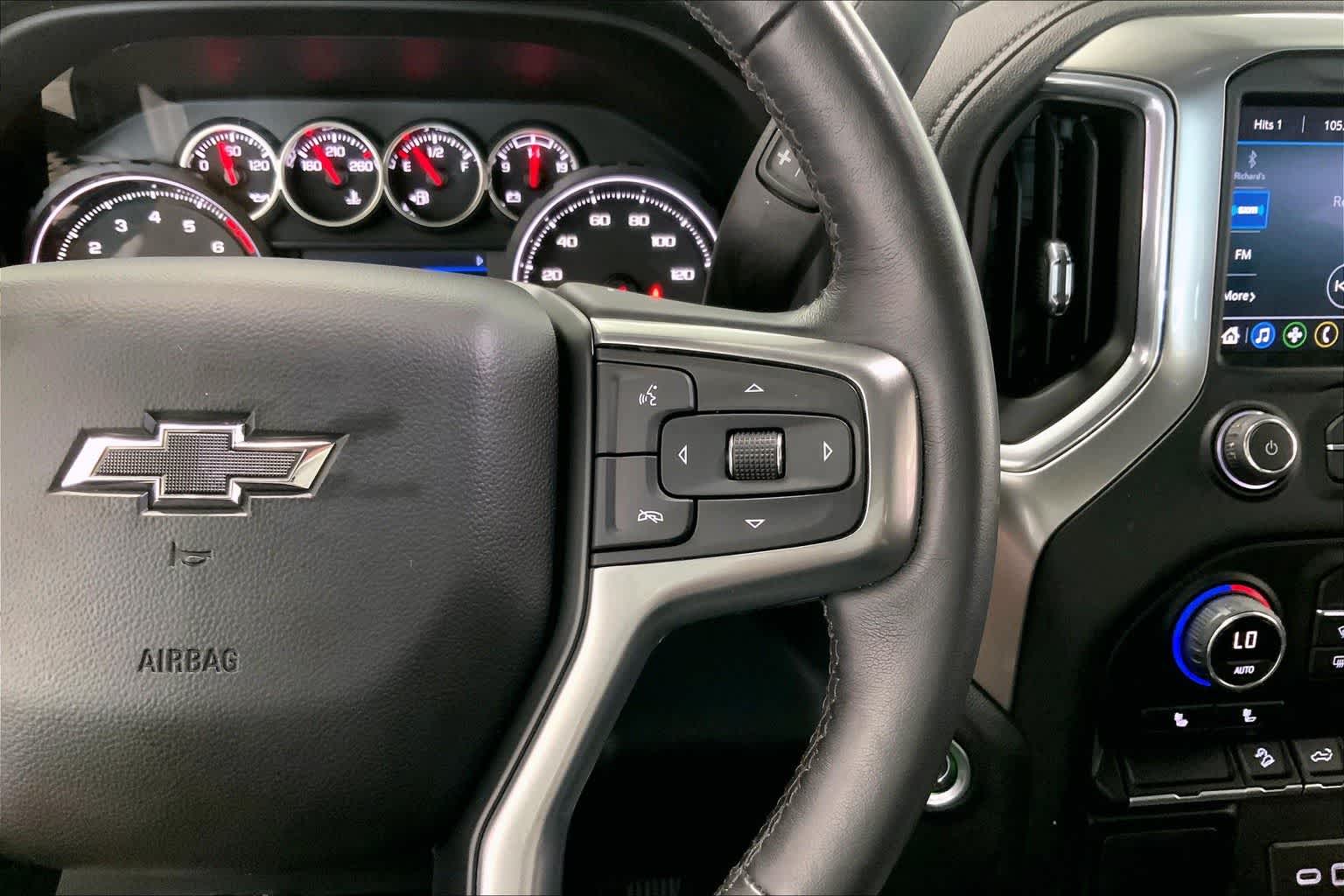 Thumbnail: 2022 Chevrolet Silverado 1500 - 24