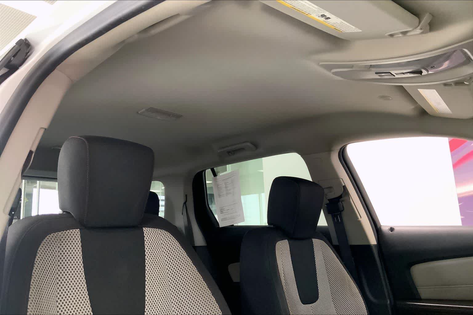 Thumbnail: 2015 GMC Terrain - 25