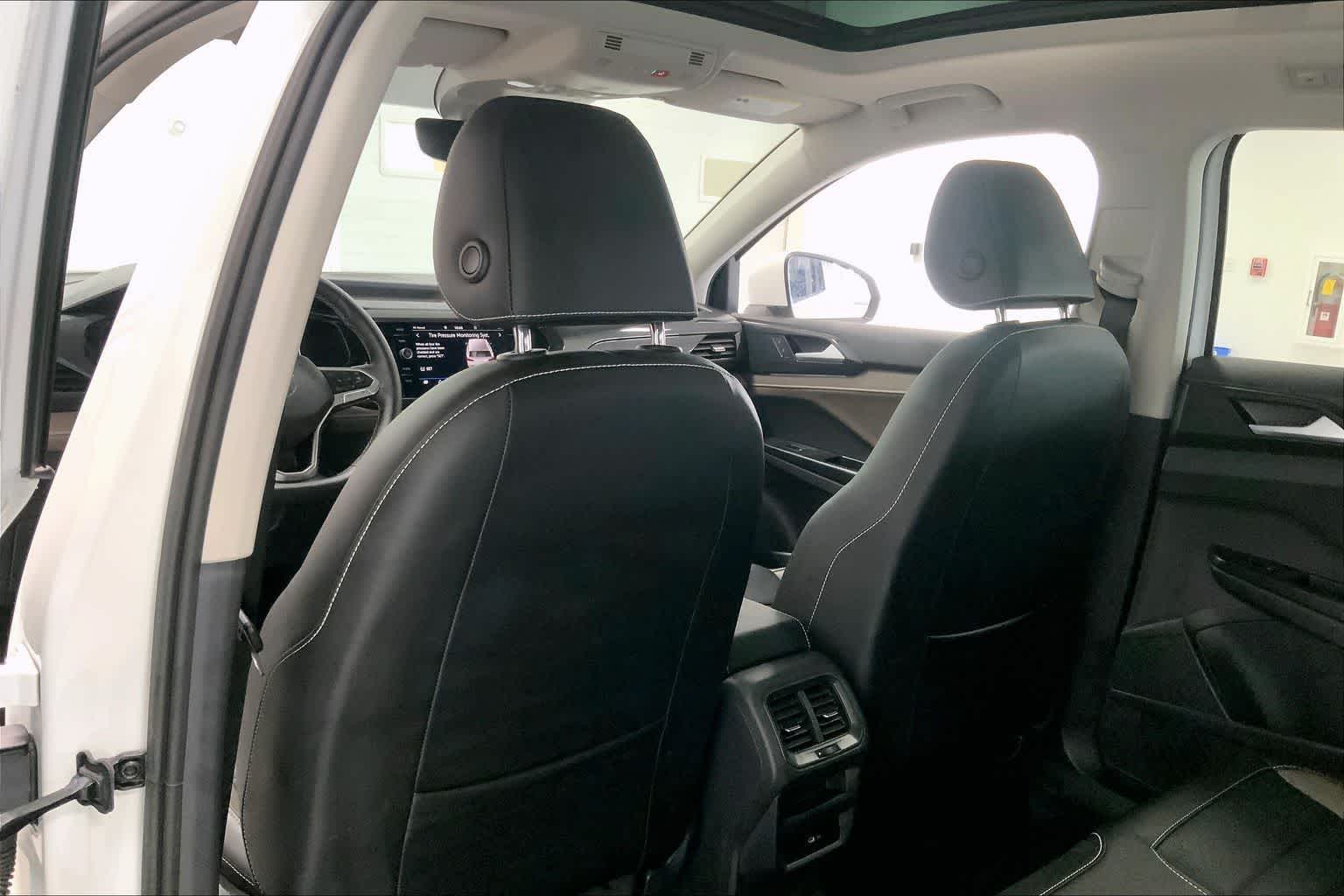 Thumbnail: 2023 Volkswagen Taos - 11