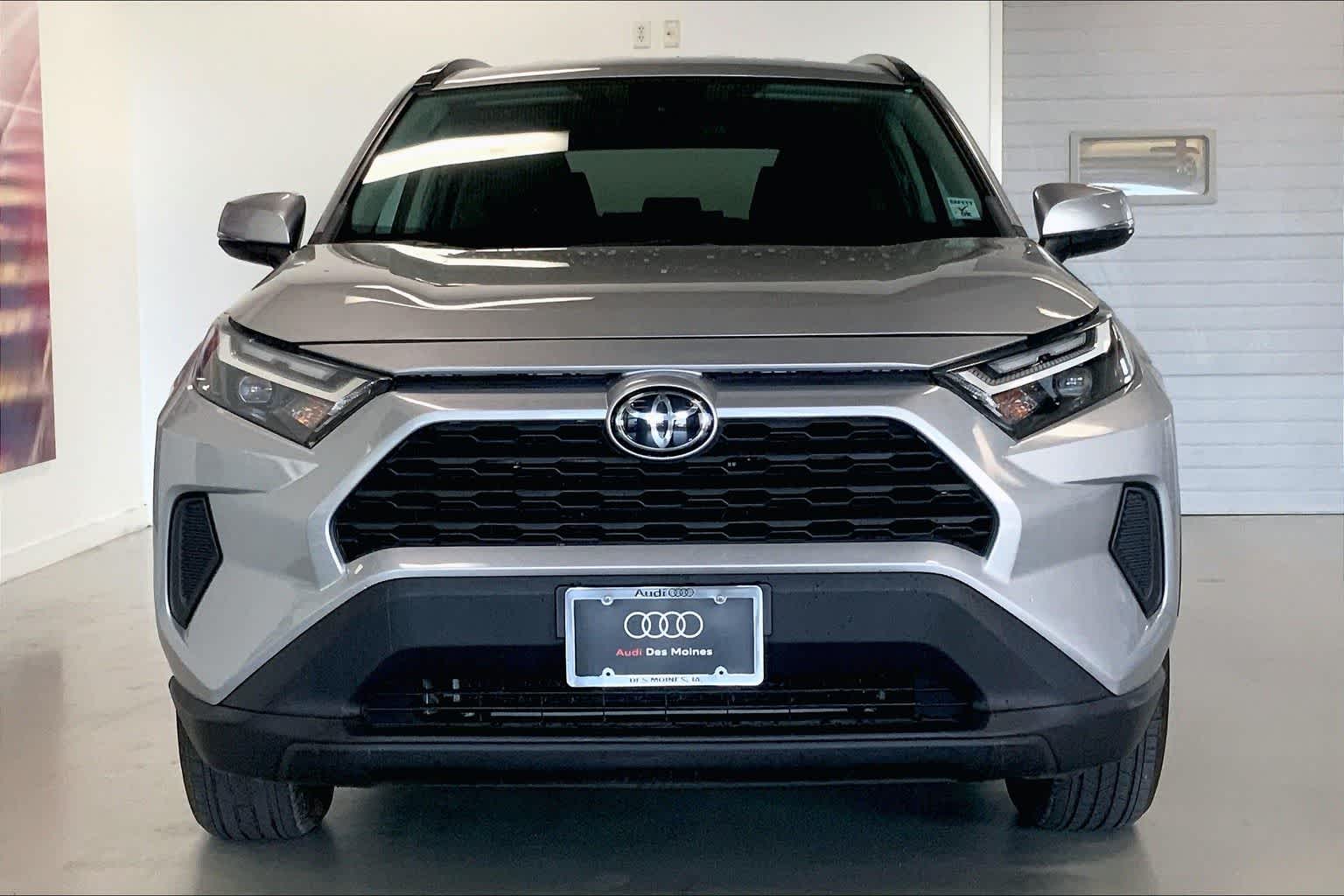 Thumbnail: 2022 Toyota RAV4 - 6