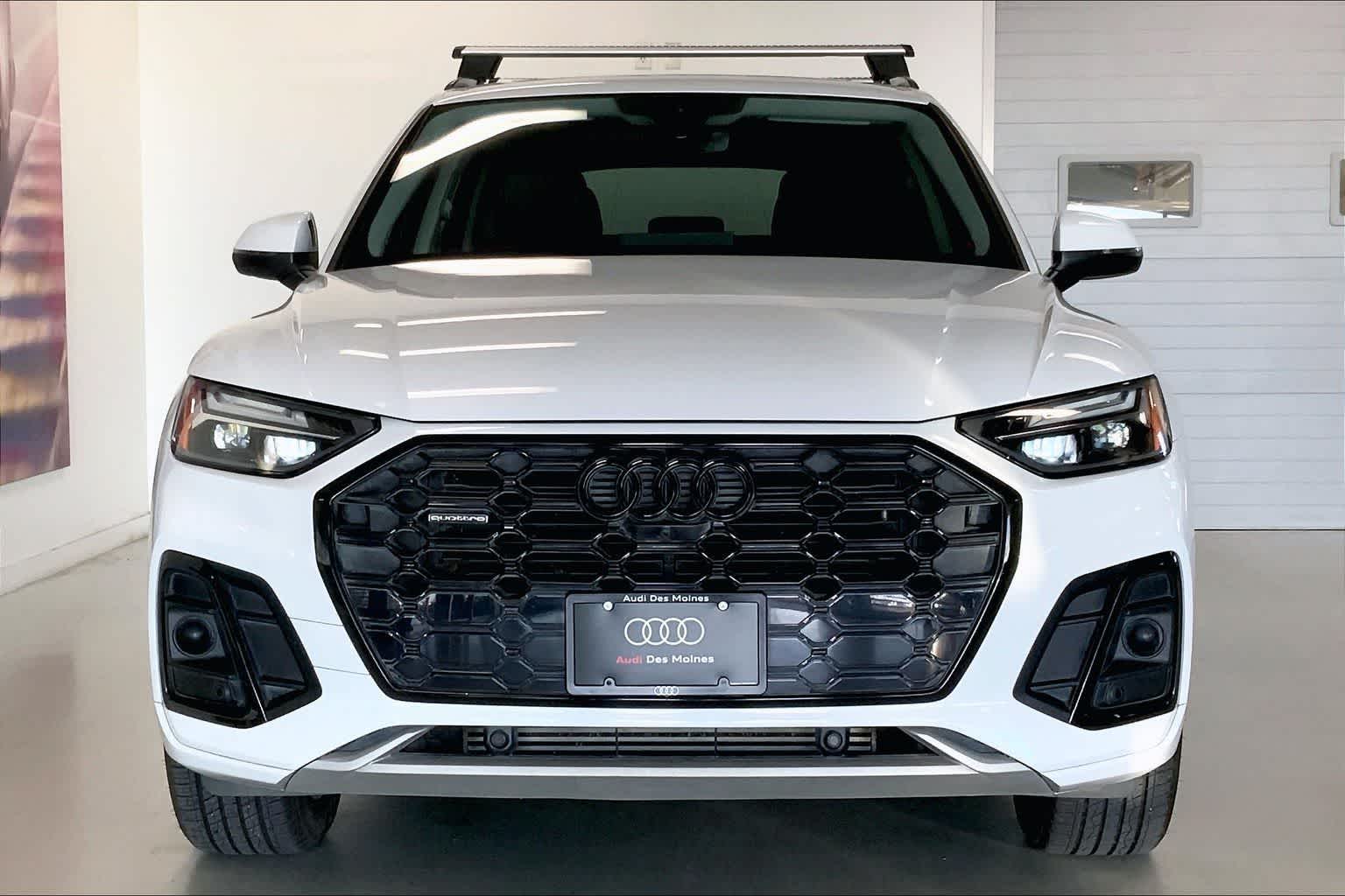 Thumbnail: 2023 Audi Q5 - 6