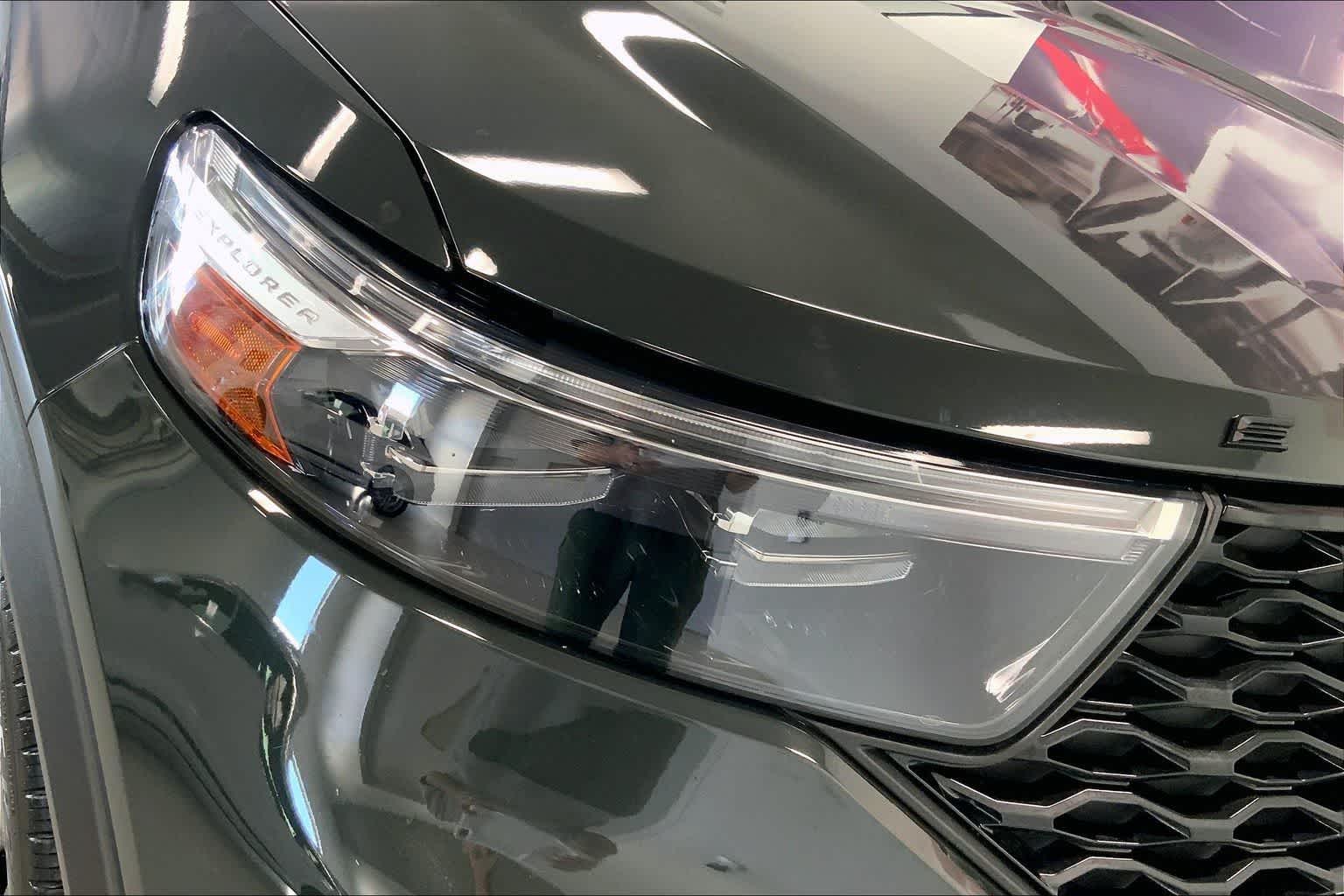 Thumbnail: 2022 Ford Explorer - 29