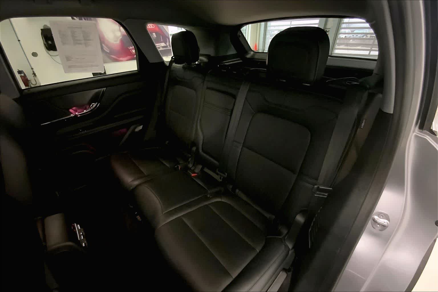 Thumbnail: 2021 Lincoln Corsair - 27